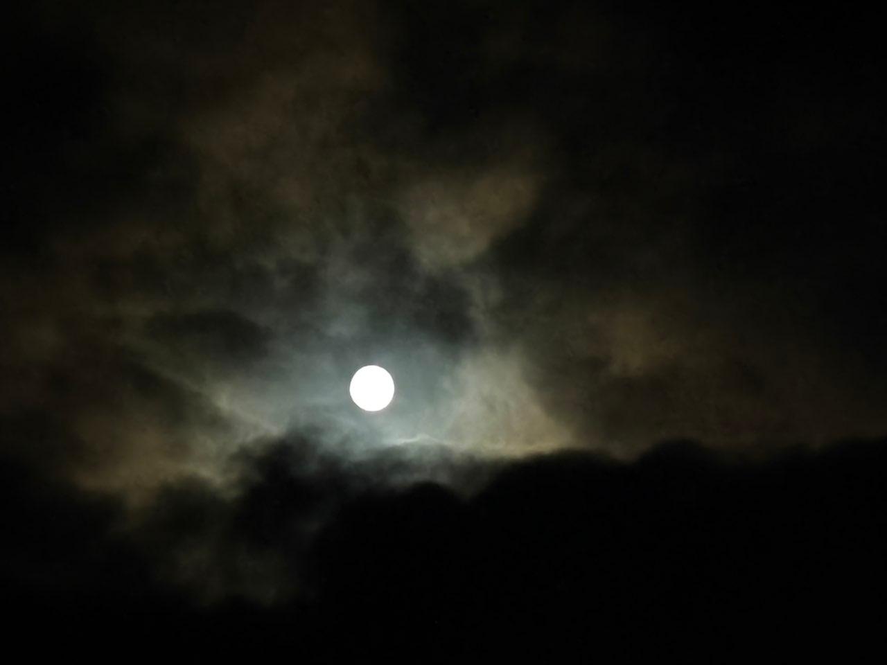 The Moon over Minsk, Belarus — full moon, Lunar Day 15