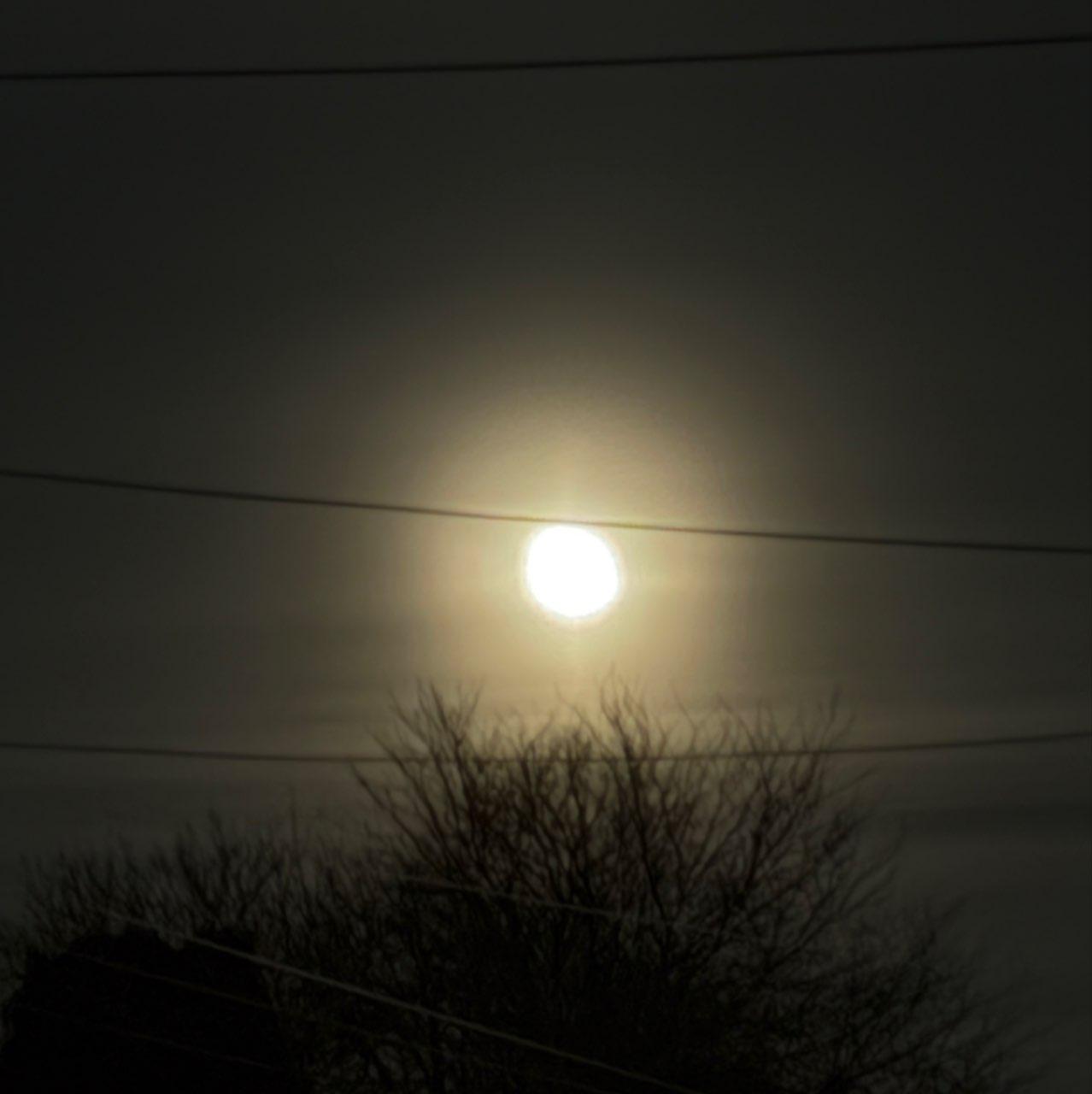 The Moon over Glasgow, United Kingdom — waning gibbous, Lunar Day 18