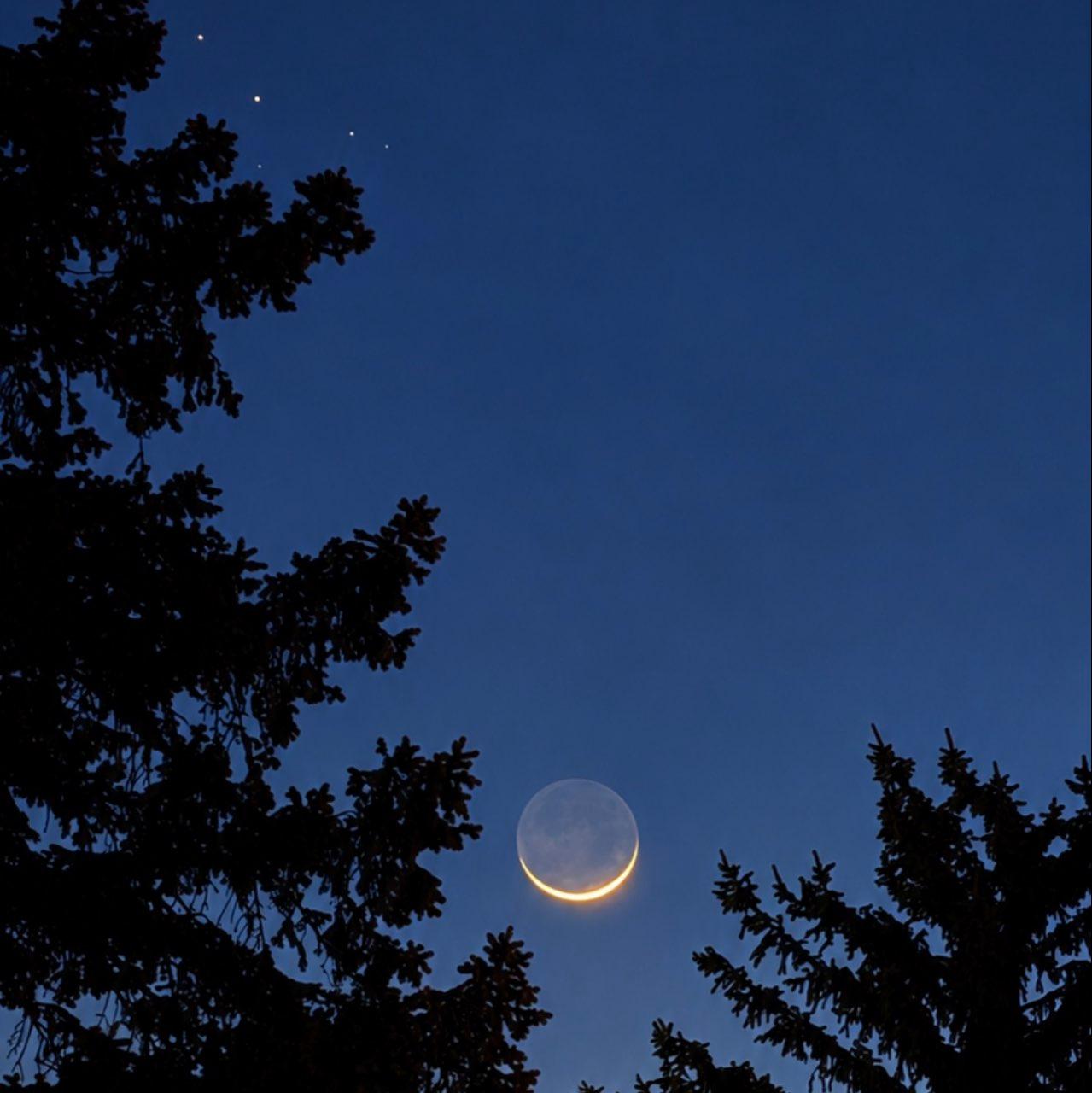 The Moon over Colorado Springs, United States — new moon, Lunar Day 28