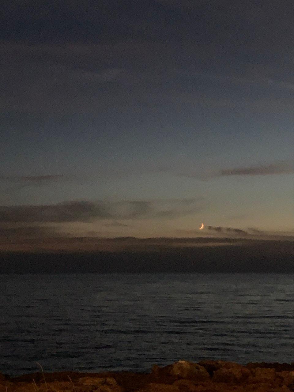 The Moon over Ugento, Italia — waxing crescent, Lunar Day 4