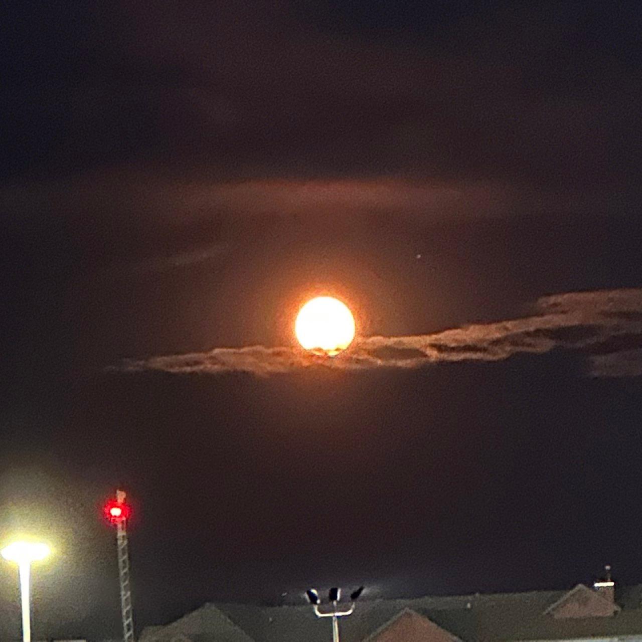 The Moon over Wood Buffalo, Canada — full moon, Lunar Day 18