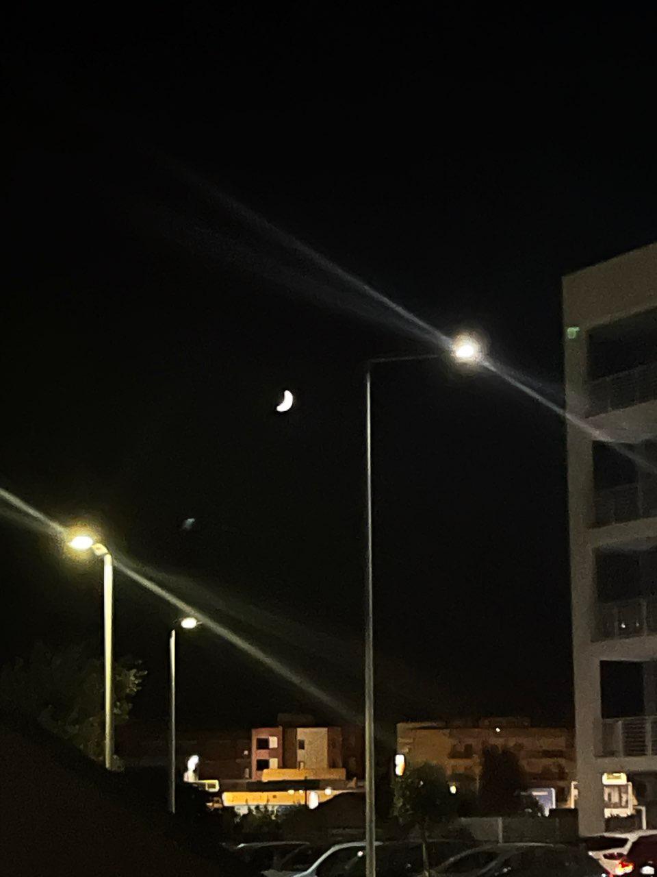 The Moon over Gioia del Colle, Italy — waxing crescent, Lunar Day 6