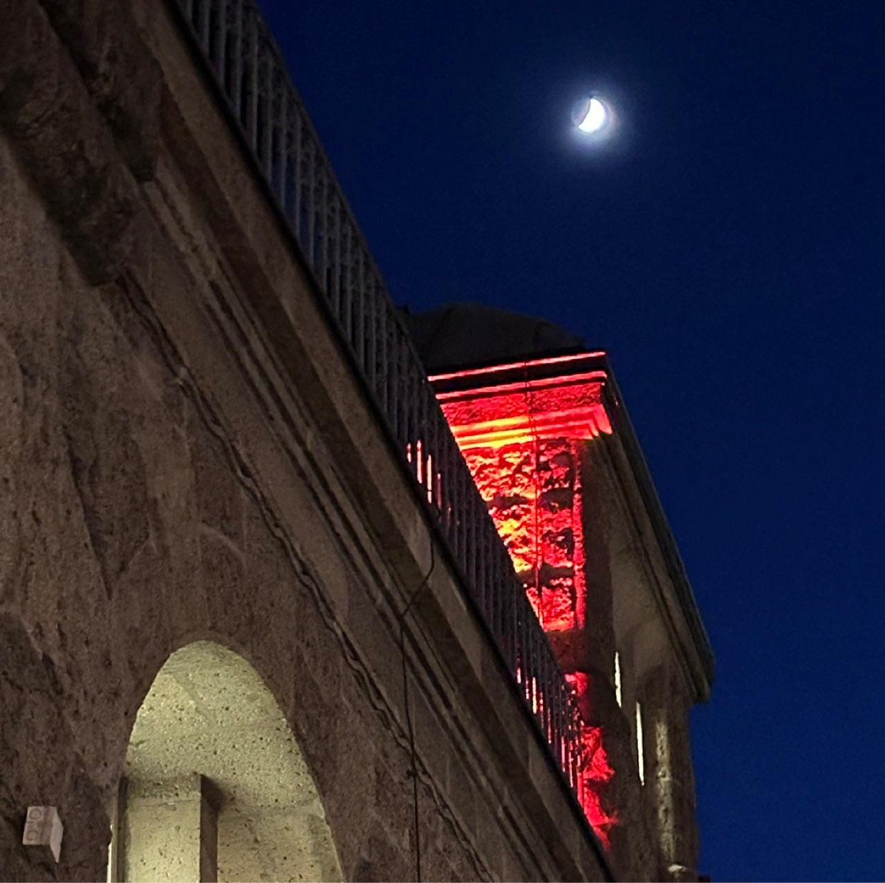 The Moon over Hamburg, Deutschland — first quarter, Lunar Day 6
