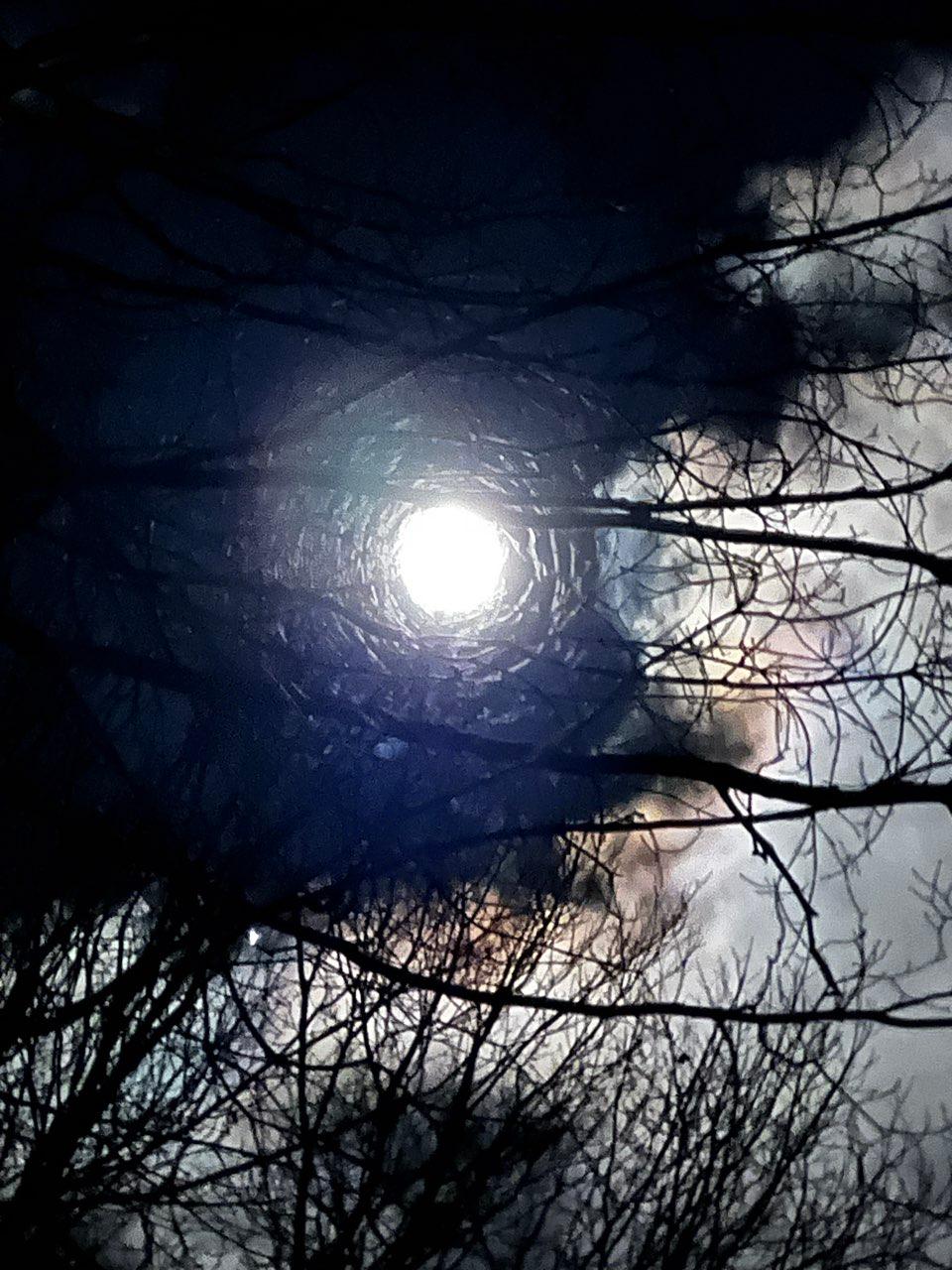 The Moon over Rawdon, Canada — full moon, Lunar Day 15