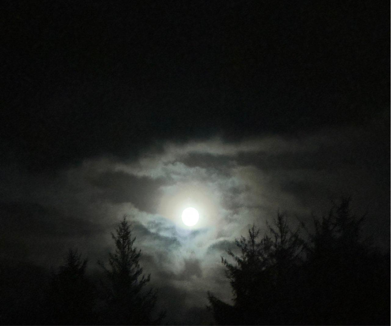 The Moon over Sandnes, Norway — full moon, Lunar Day 15