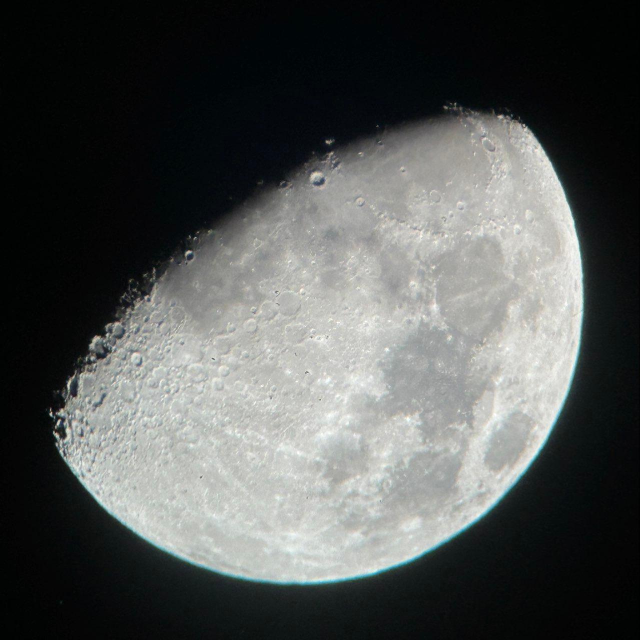 The Moon over London, United Kingdom — waxing gibbous, Lunar Day 10