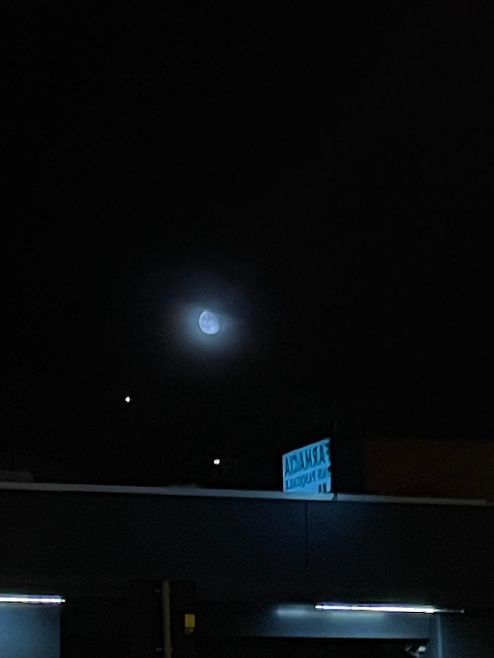 The Moon over Bari, Italy — waning gibbous, Lunar Day 19