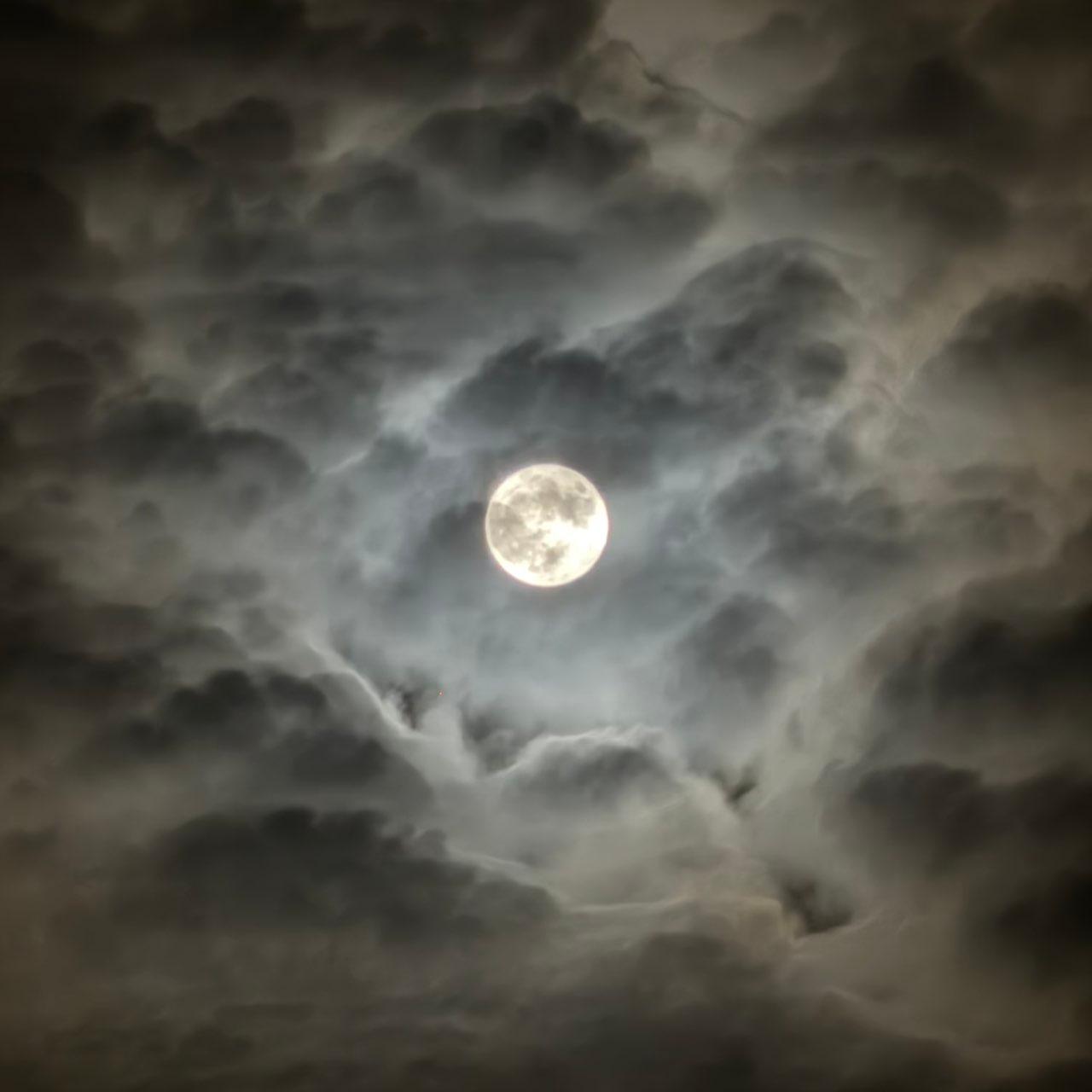 The Moon over Nepal — full moon, Lunar Day 16