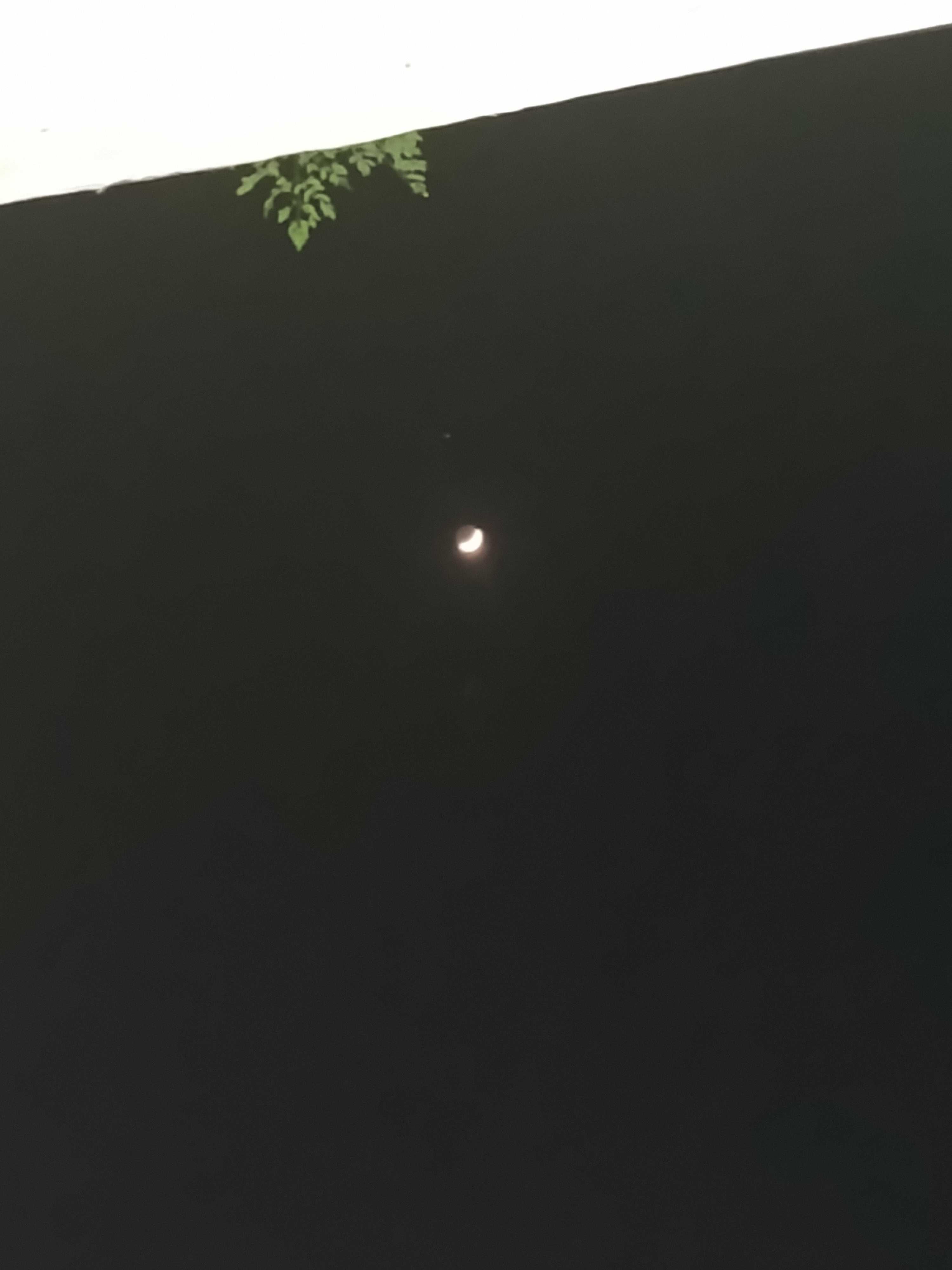 The Moon over Lagos, Nigeria — waxing crescent, Lunar Day 5