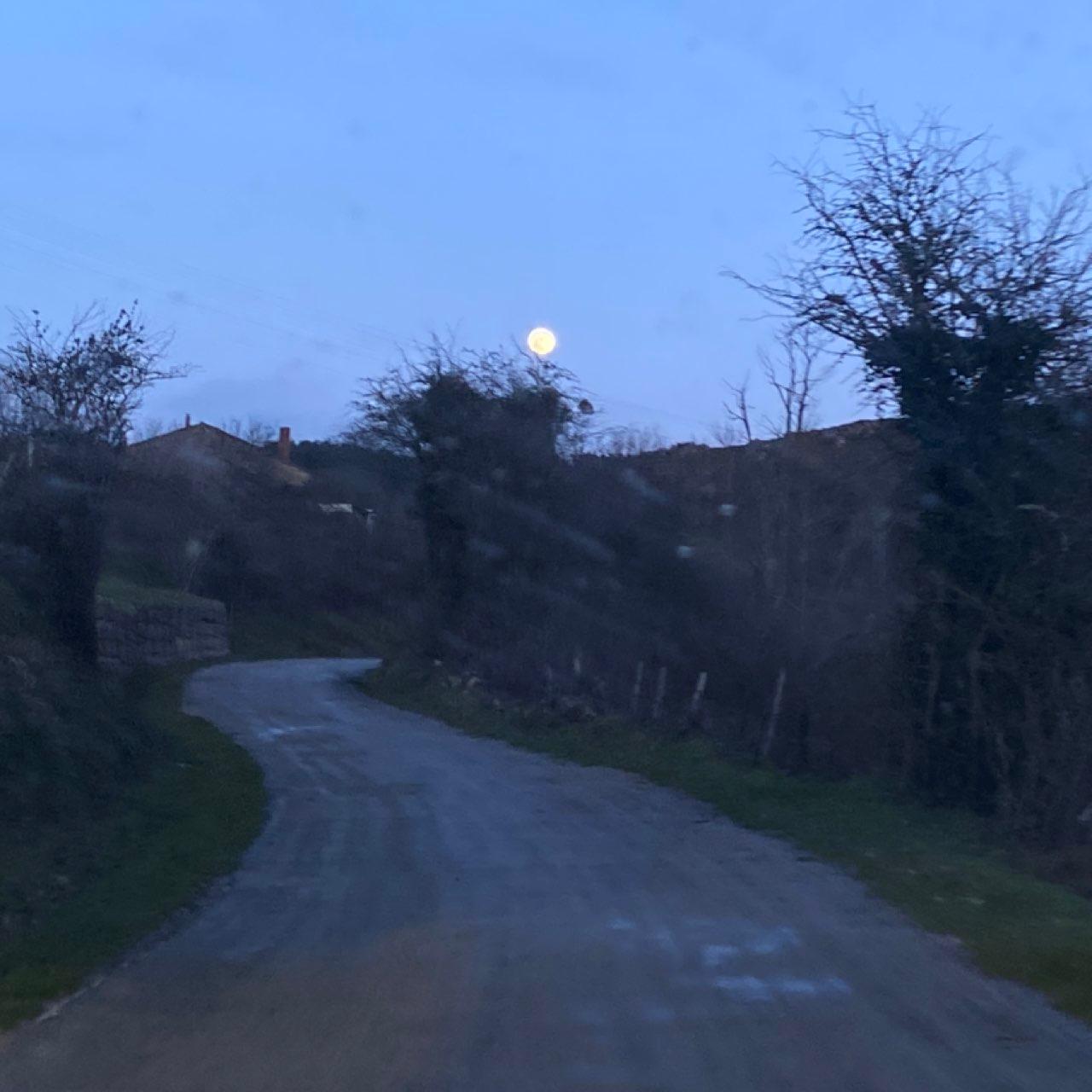 The Moon over Vega de Pas, España — full moon, Lunar Day 15