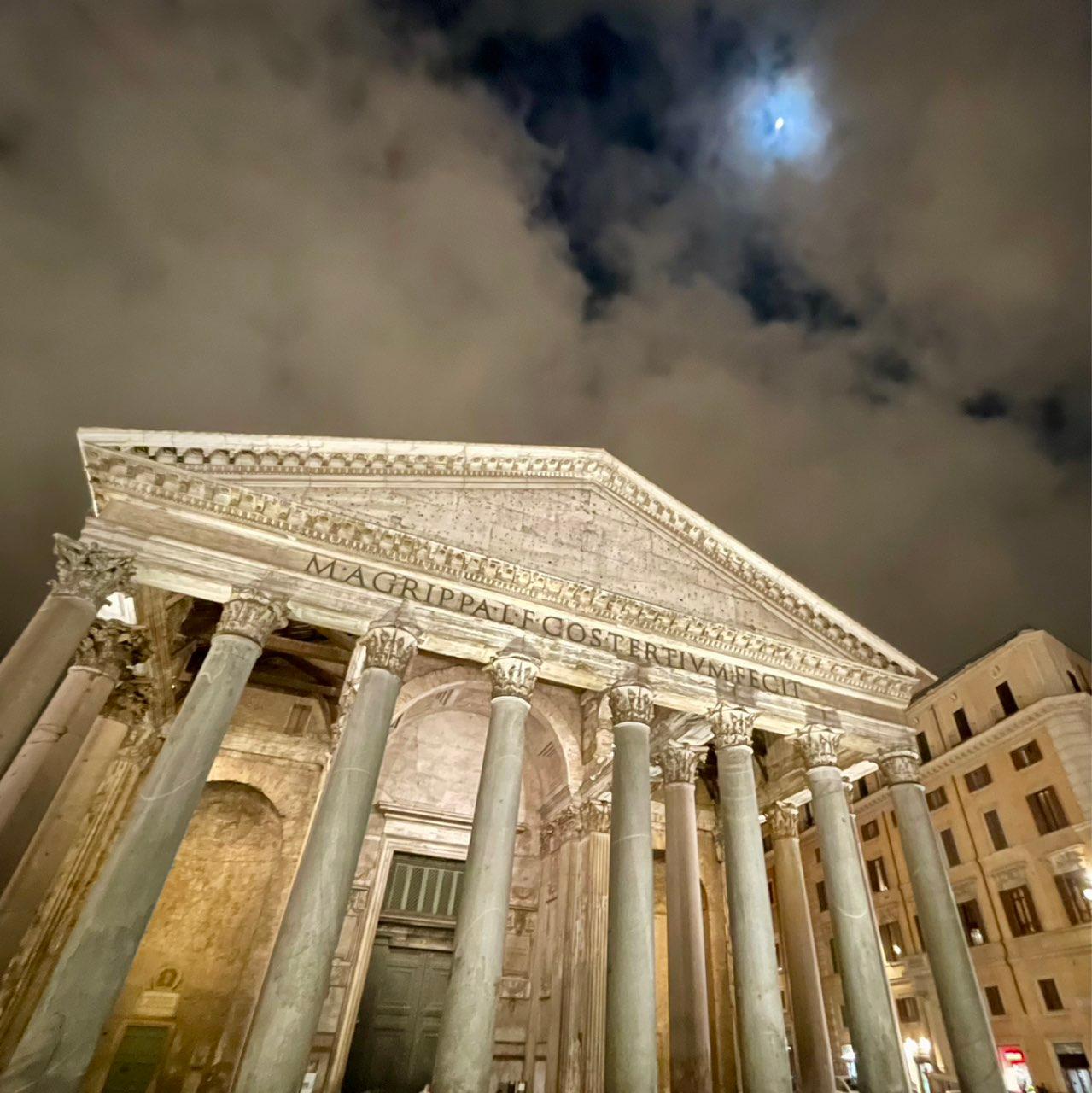 The Moon over Roma, Italia — waxing gibbous, Lunar Day 11