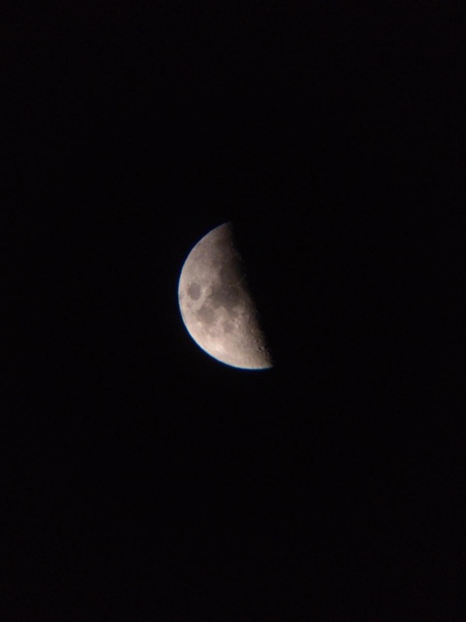 The Moon over Sanremo, Italia — first quarter, Lunar Day 10