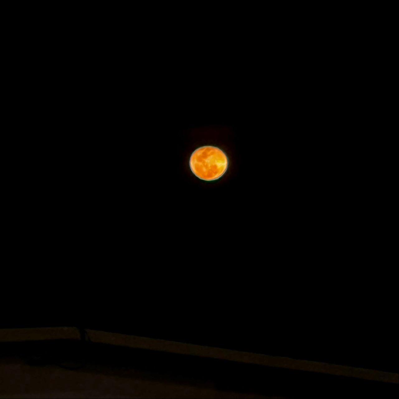 The Moon over Puebla de Zaragoza, México — waning gibbous, Lunar Day 17