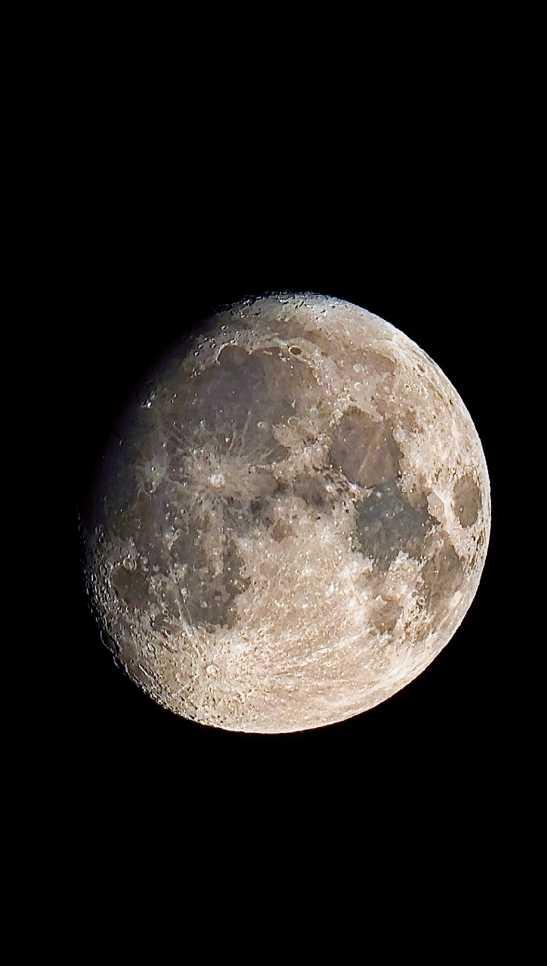 The Moon over United Kingdom — waxing gibbous, Lunar Day 14