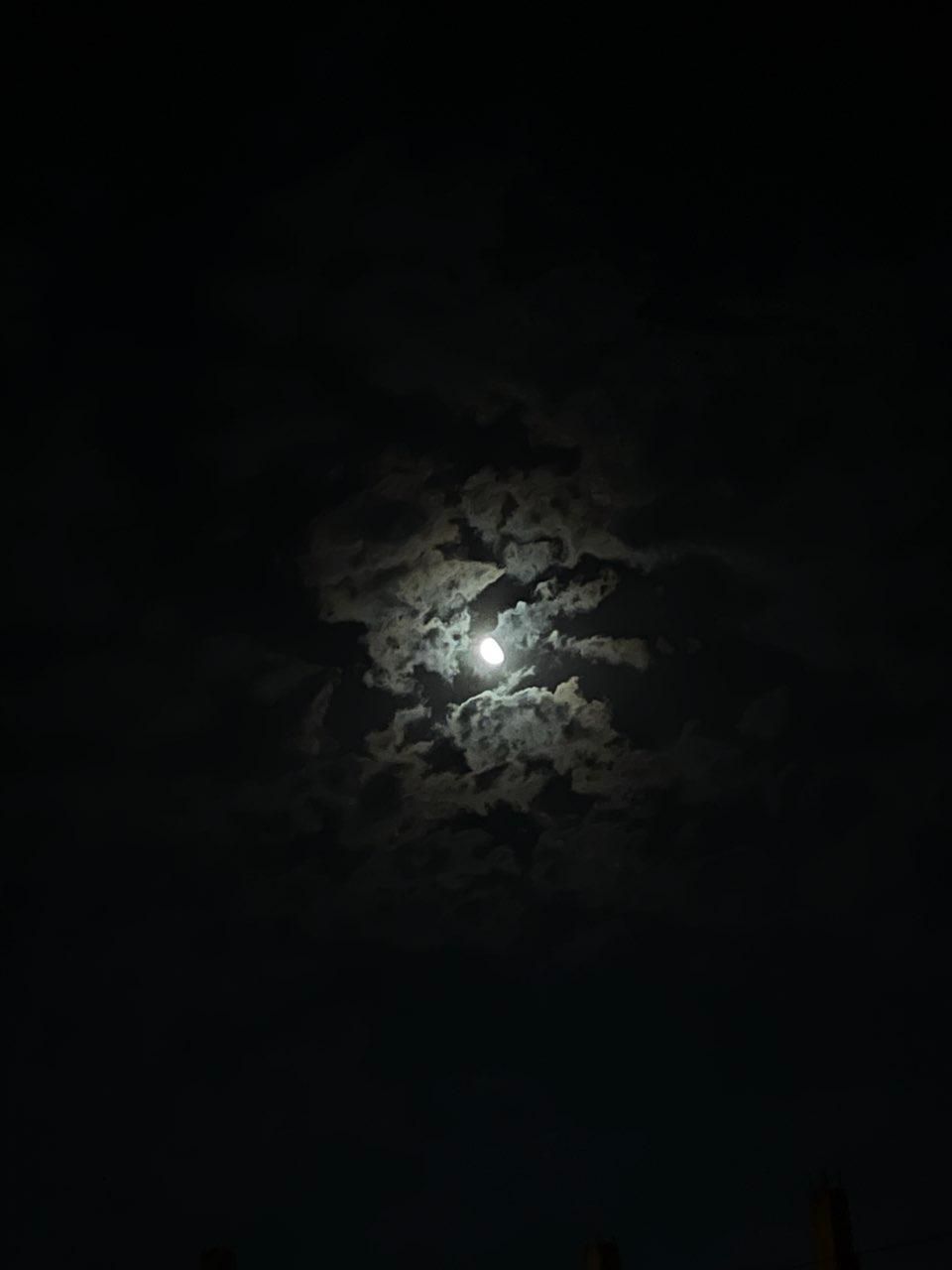 The Moon over Batumi, Georgia — last quarter, Lunar Day 23
