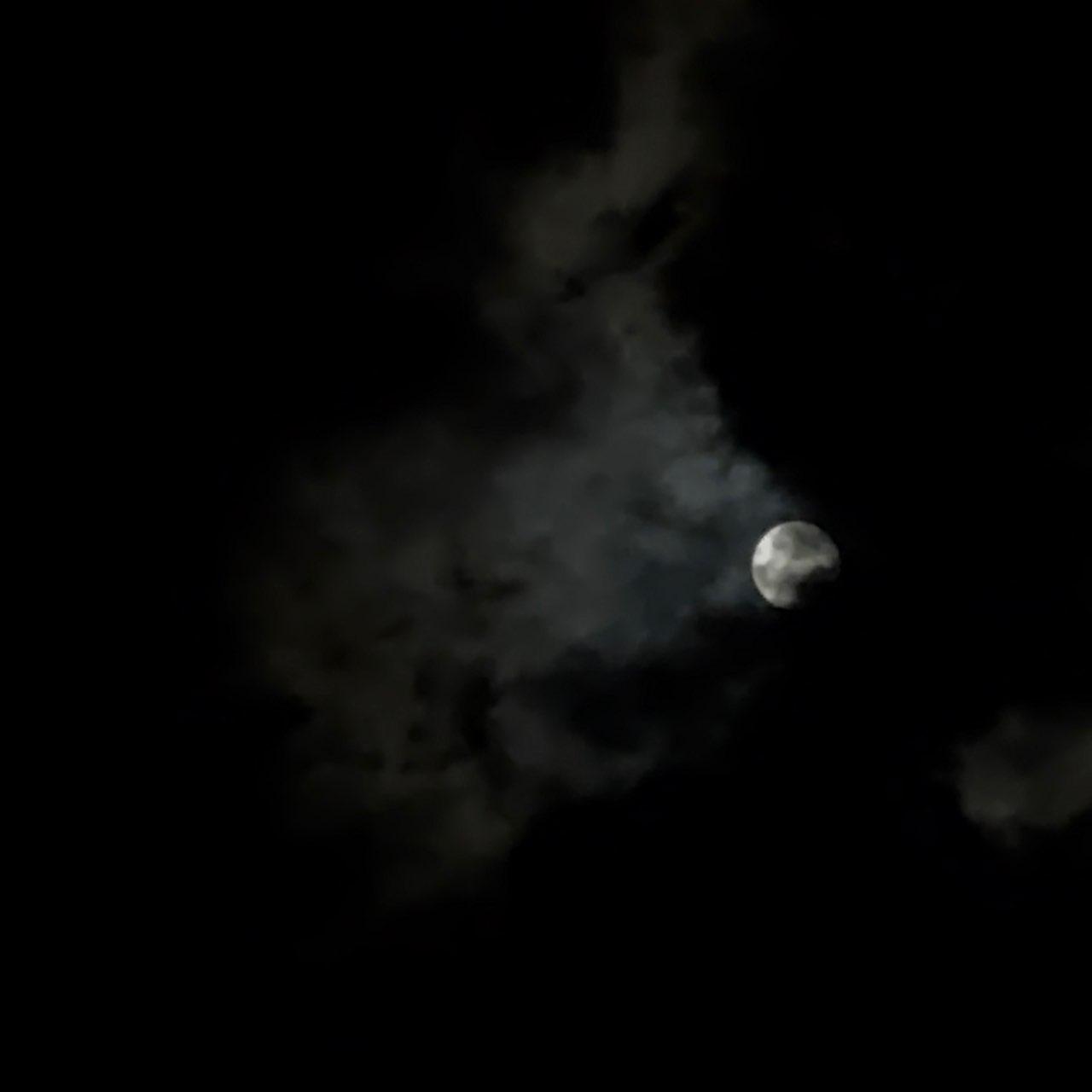 The Moon over Villena, España — full moon, Lunar Day 17