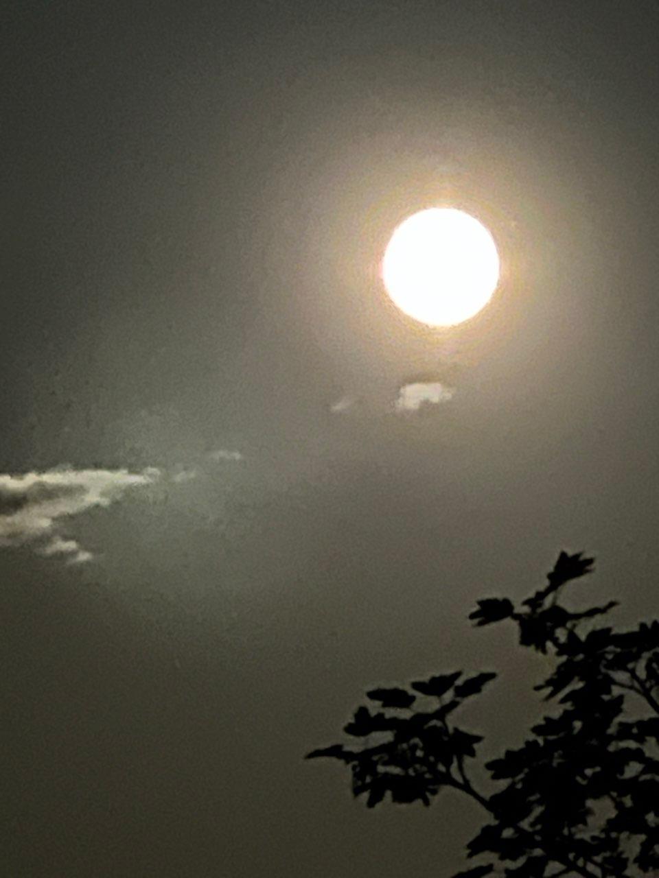The Moon over Maastricht, Nederland — full moon, Lunar Day 15