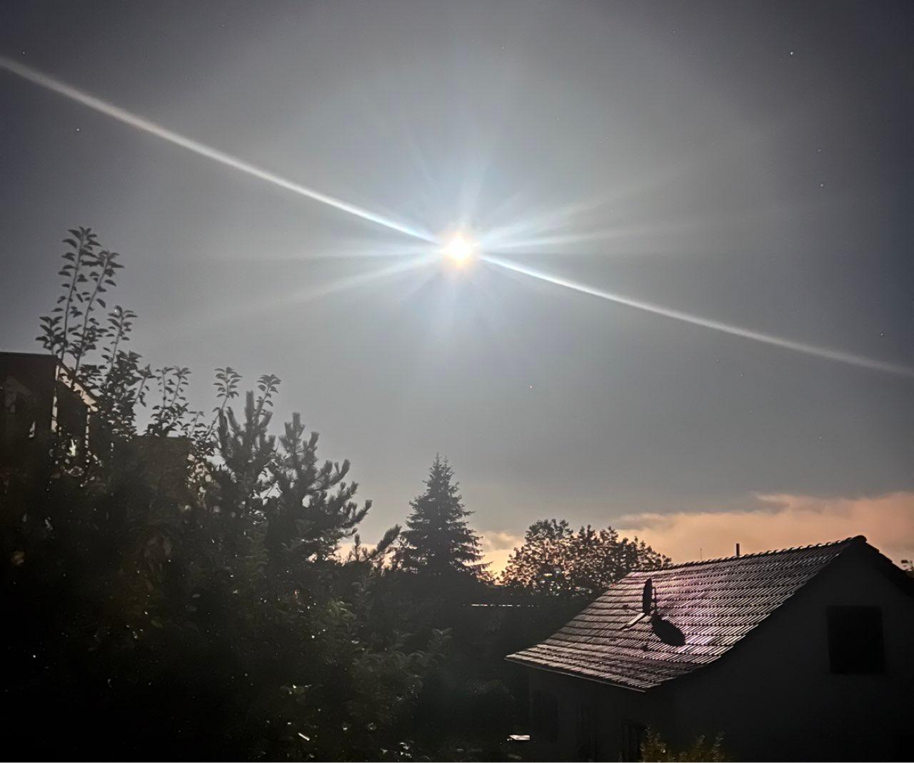 The Moon over St. Gallen, Schweiz — full moon, Lunar Day 16