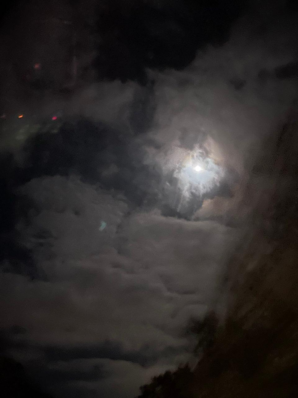The Moon over Bari, Italy — waning gibbous, Lunar Day 17