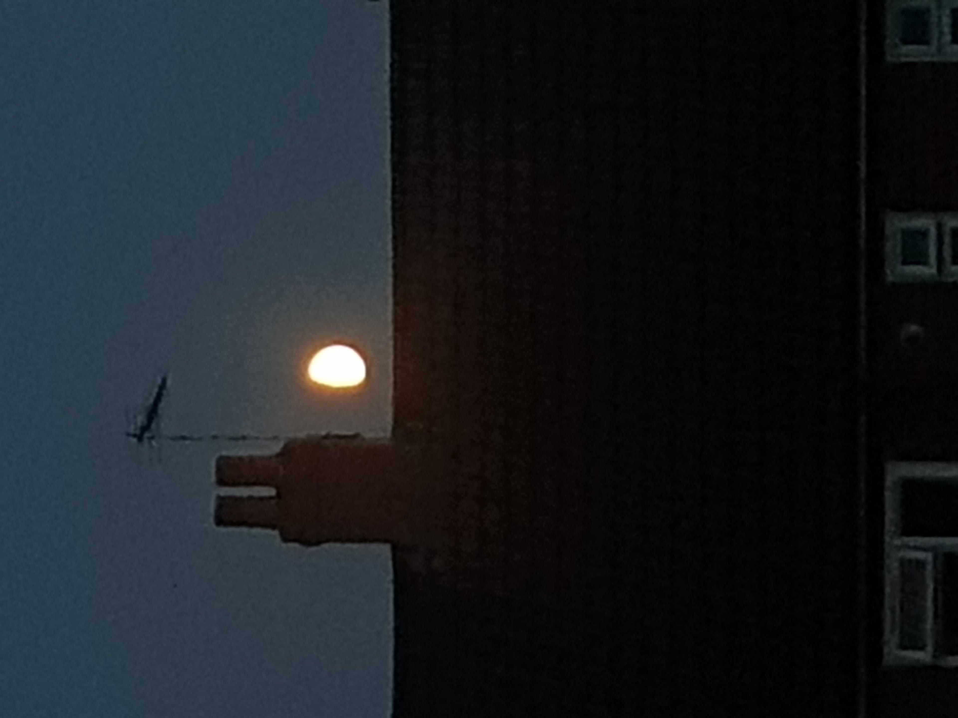 The Moon over United Kingdom — waxing gibbous, Lunar Day 11