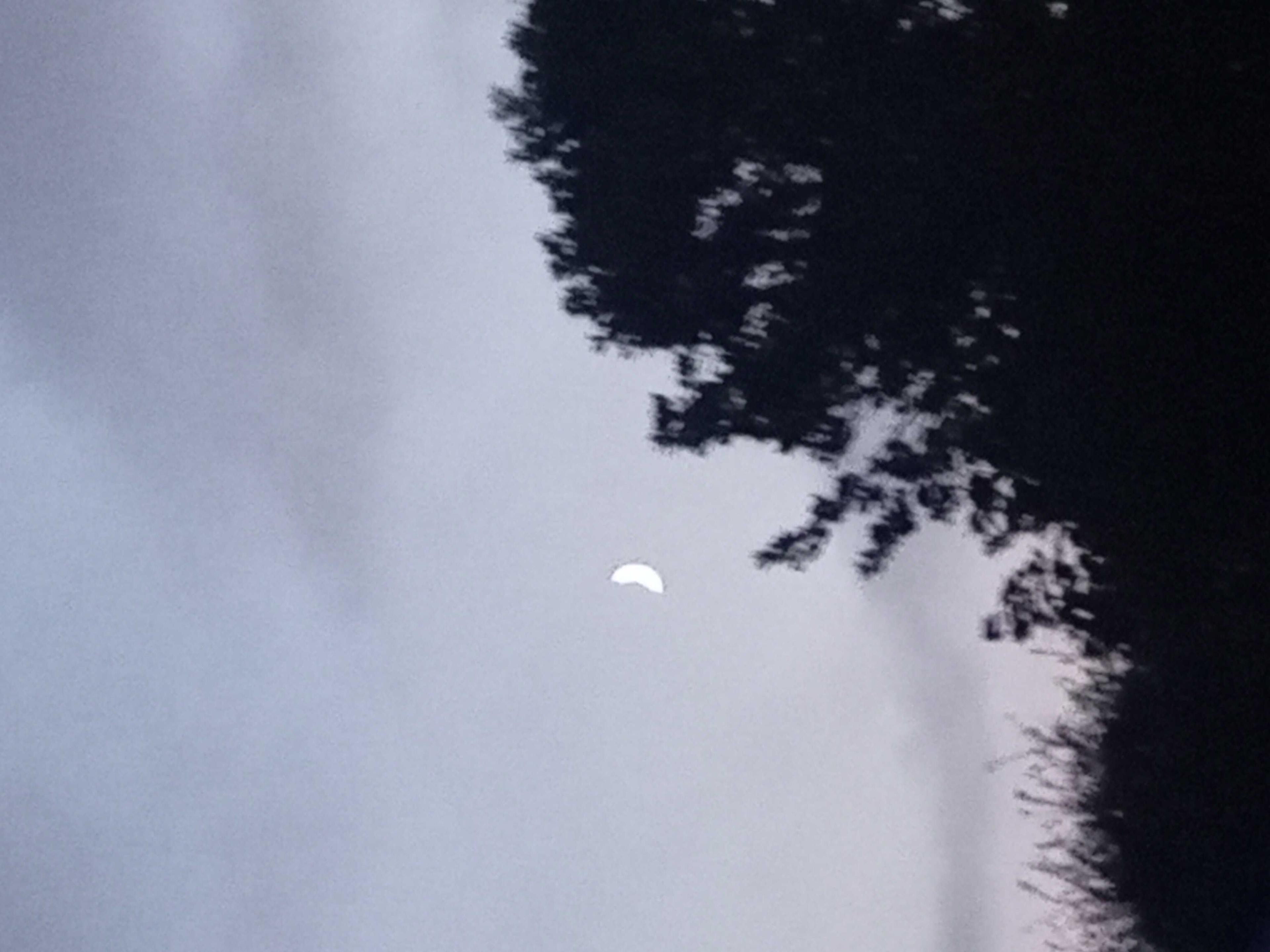 The Moon over United Kingdom — waxing crescent, Lunar Day 6