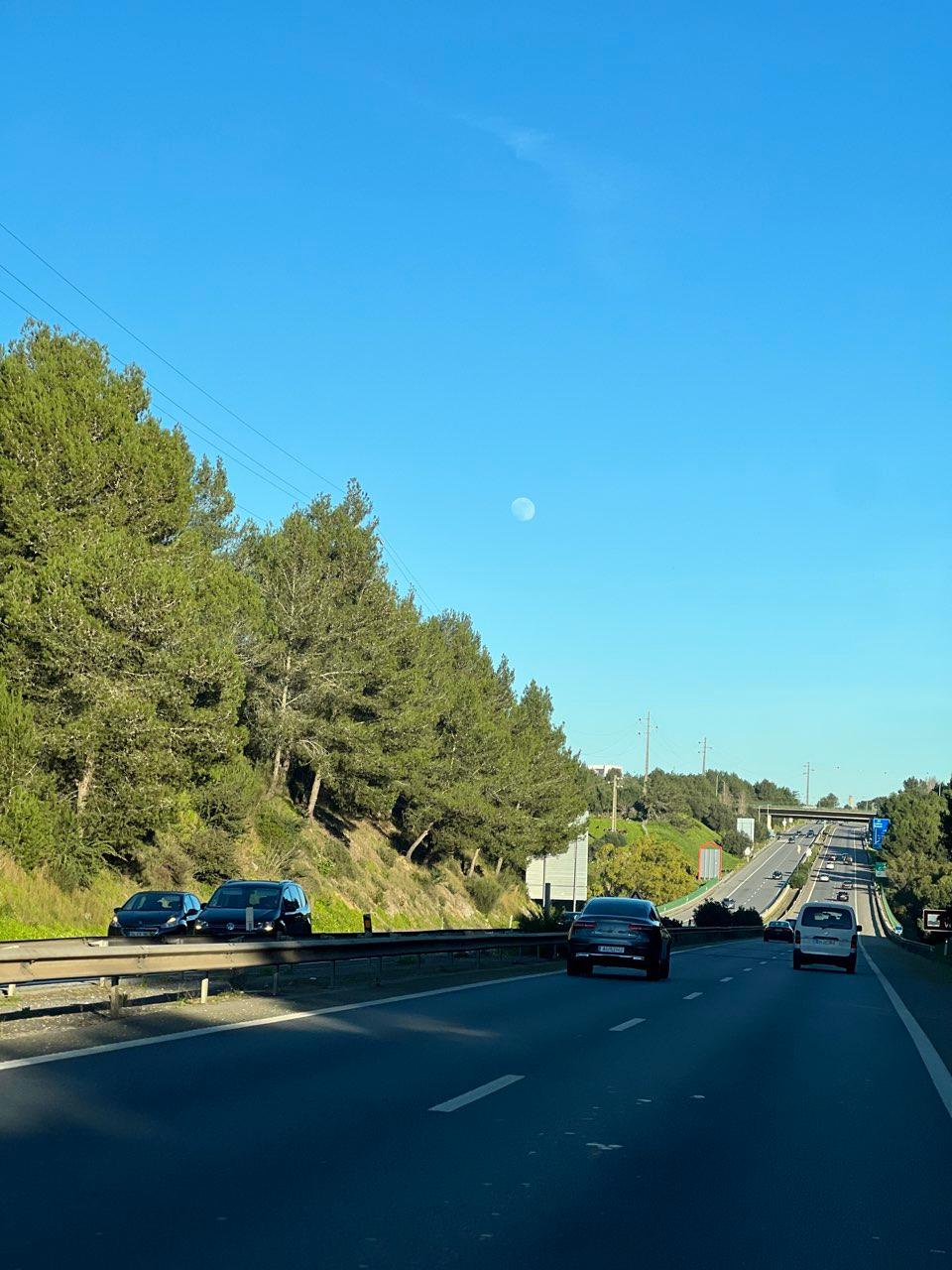 The Moon over Alcabideche, Portugal — waxing gibbous, Lunar Day 13