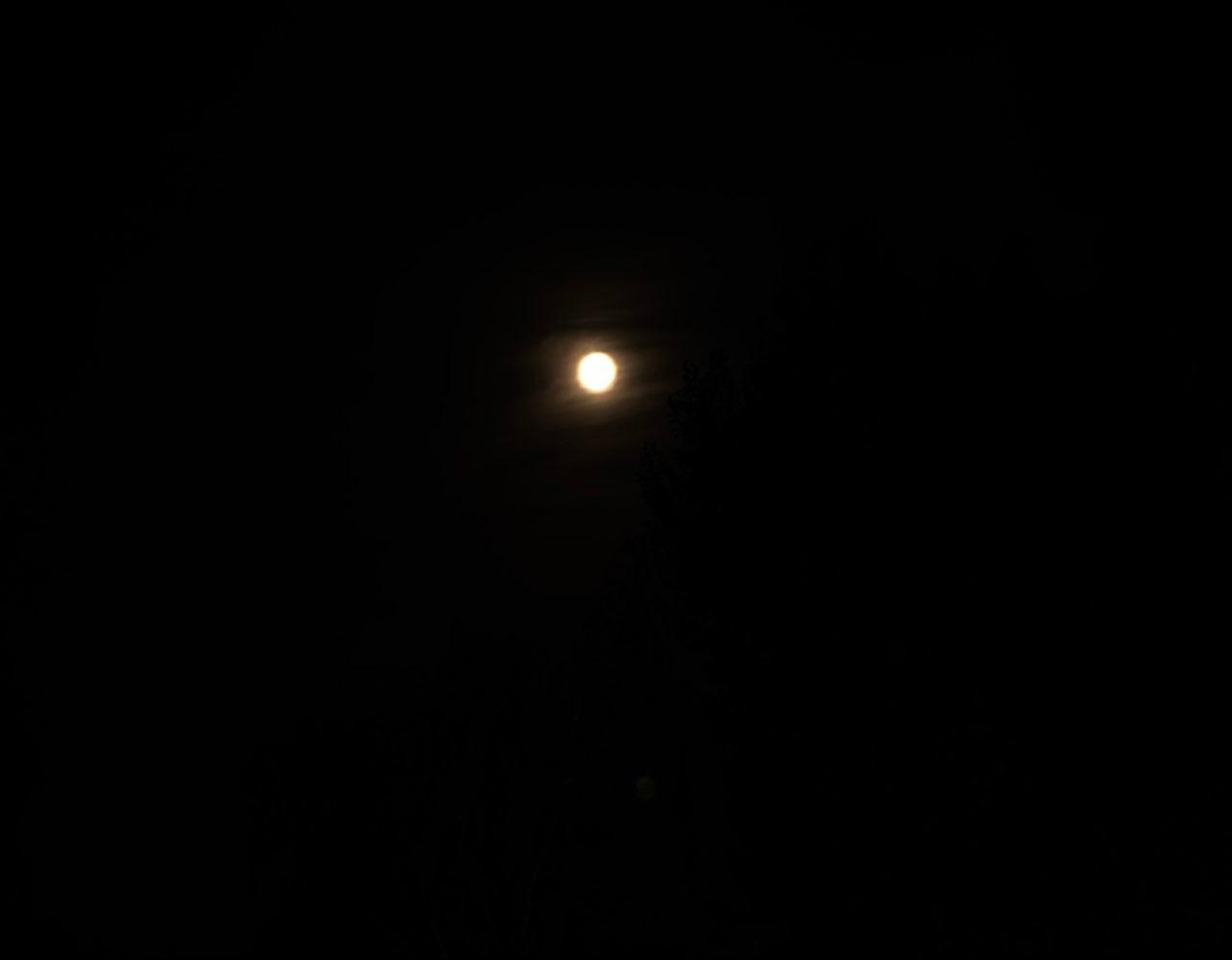 The Moon over Warszawa, Polska — full moon, Lunar Day 17