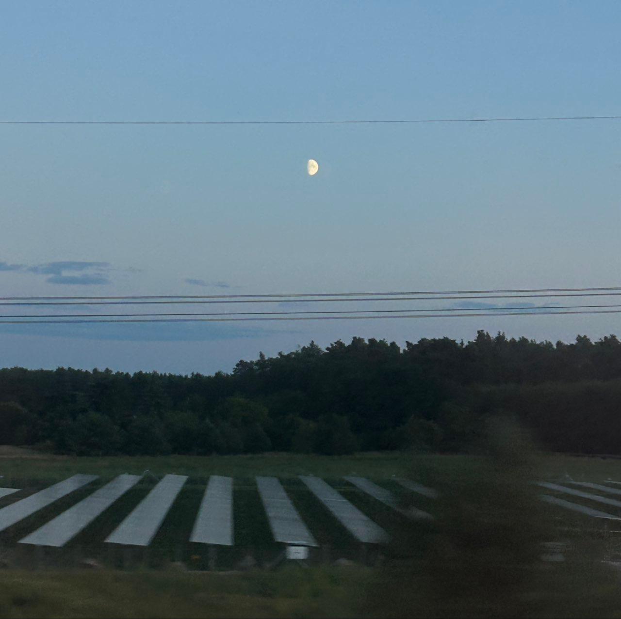 The Moon over Stendal, Germany — waxing gibbous, Lunar Day 11