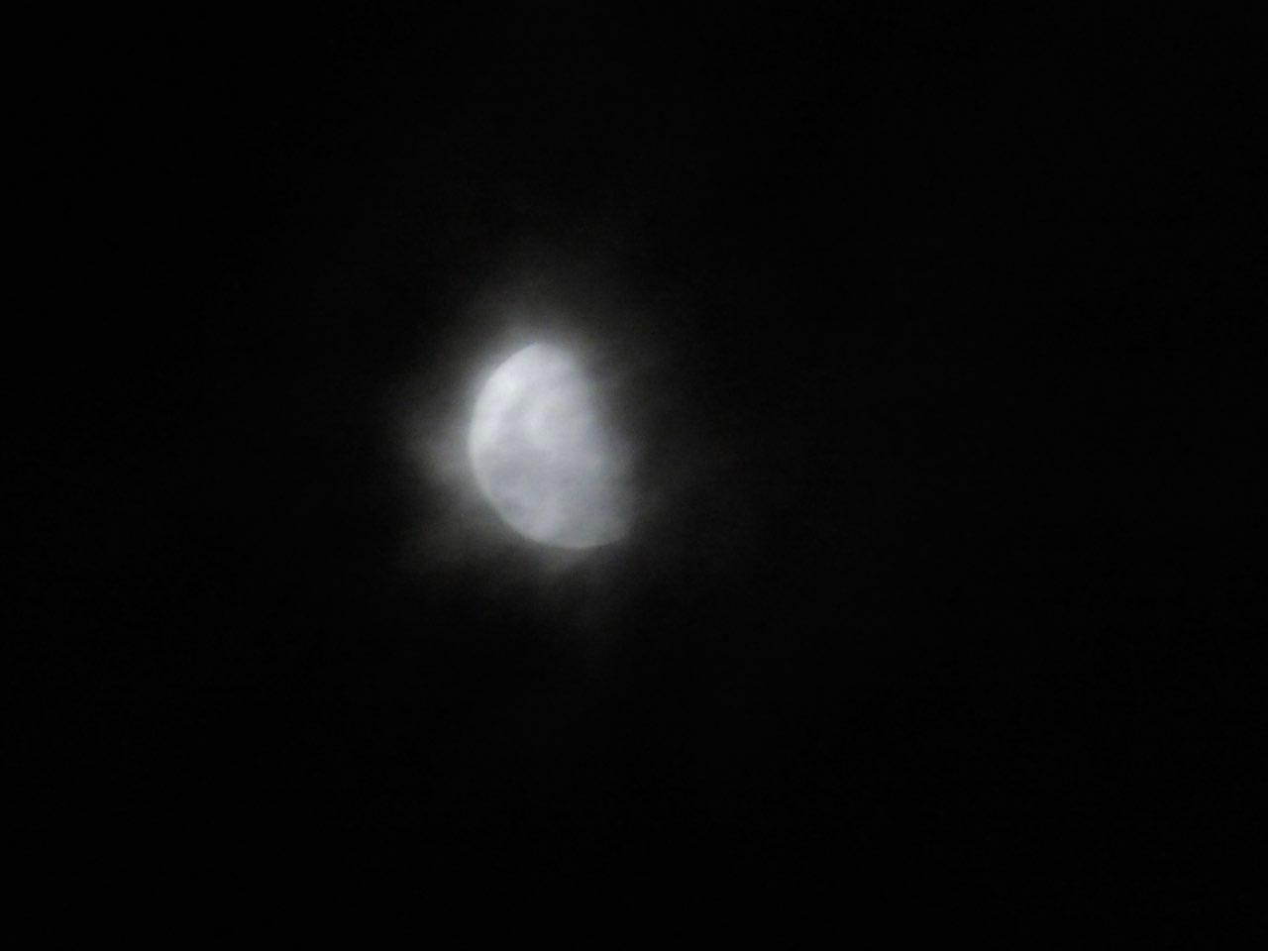 The Moon over Adelaide, Australia — waxing gibbous, Lunar Day 10