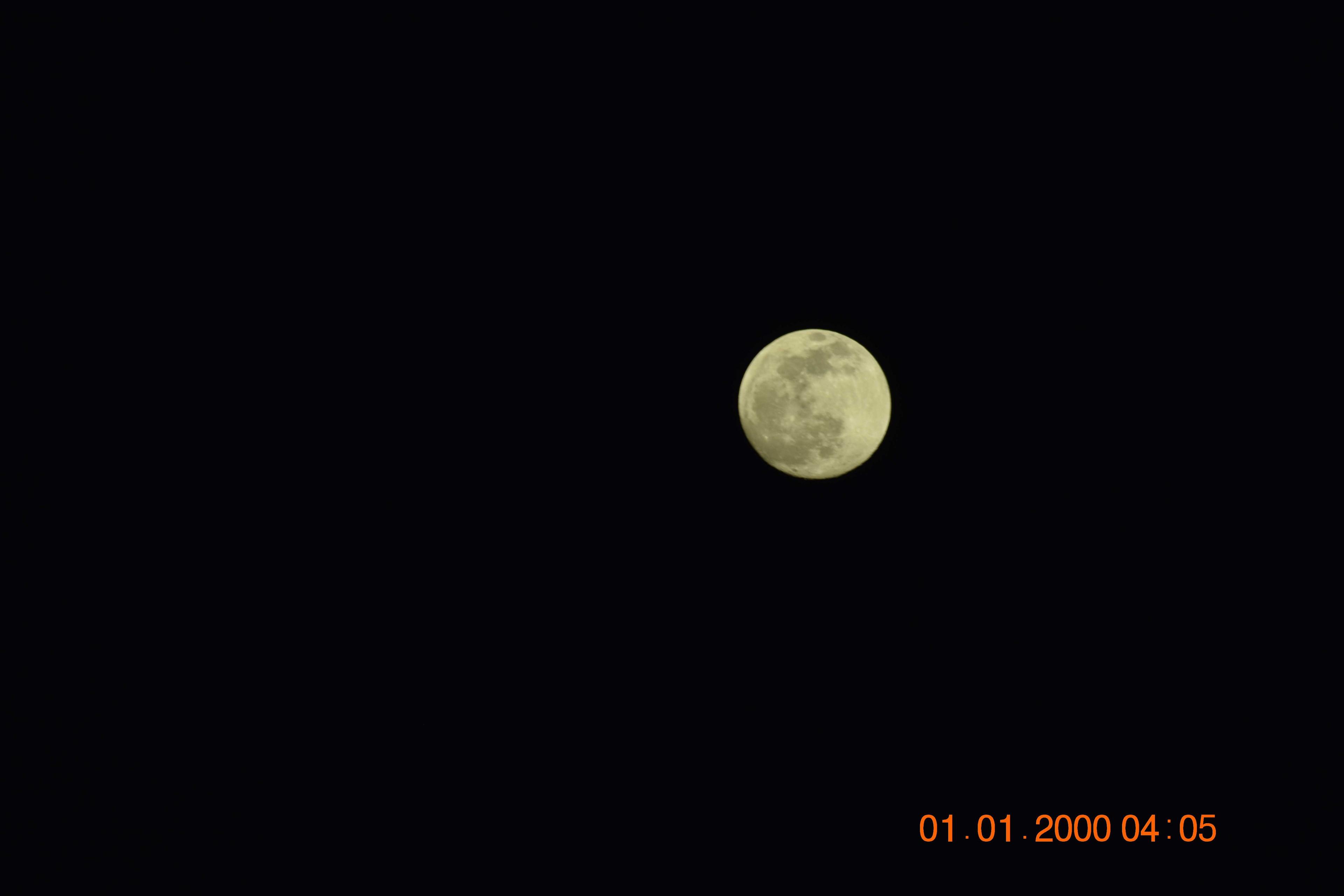 The Moon over Nairobi, Kenya — full moon, Lunar Day 16