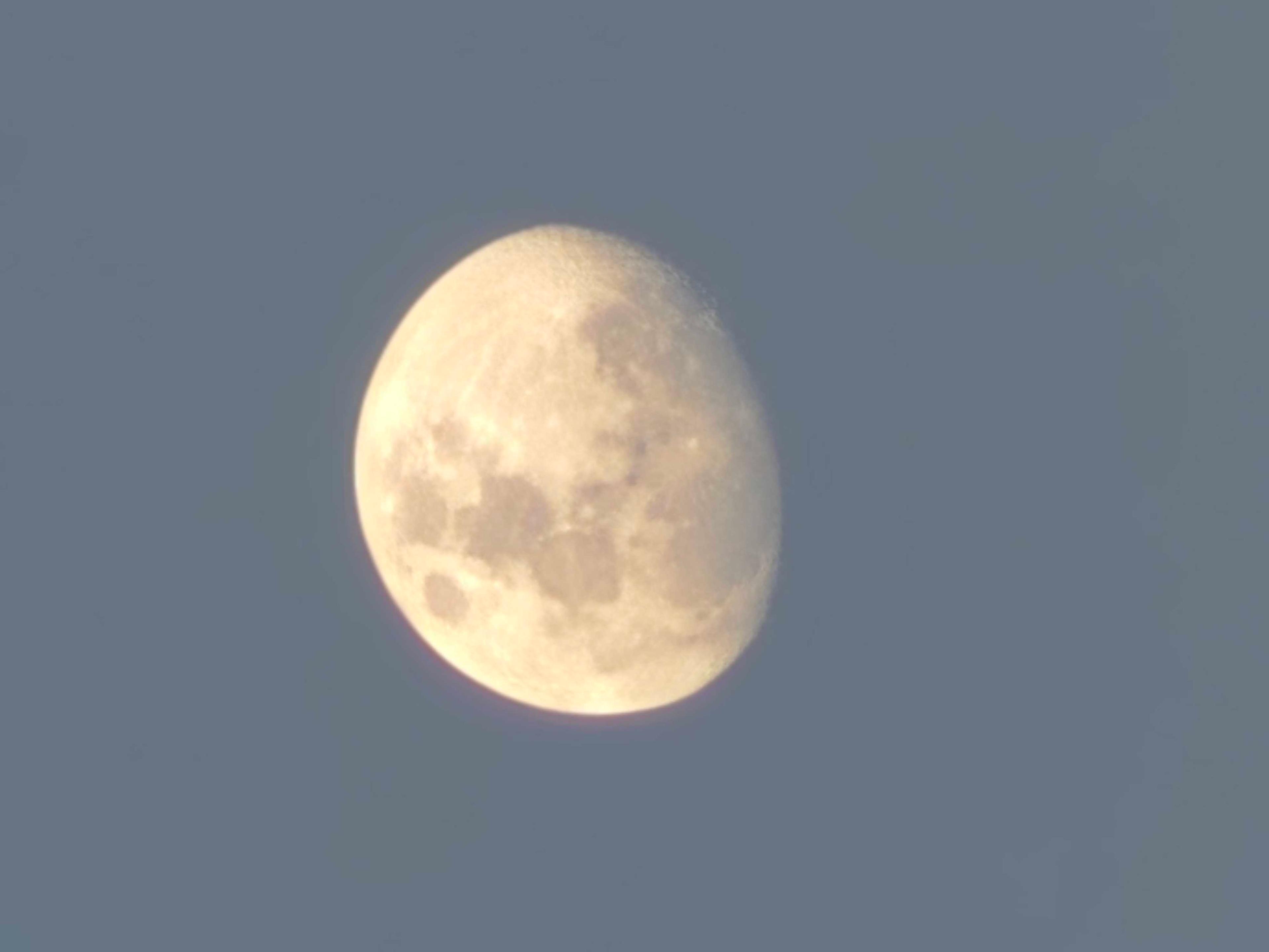 The Moon over Howick, South Africa — waxing gibbous, Lunar Day 12