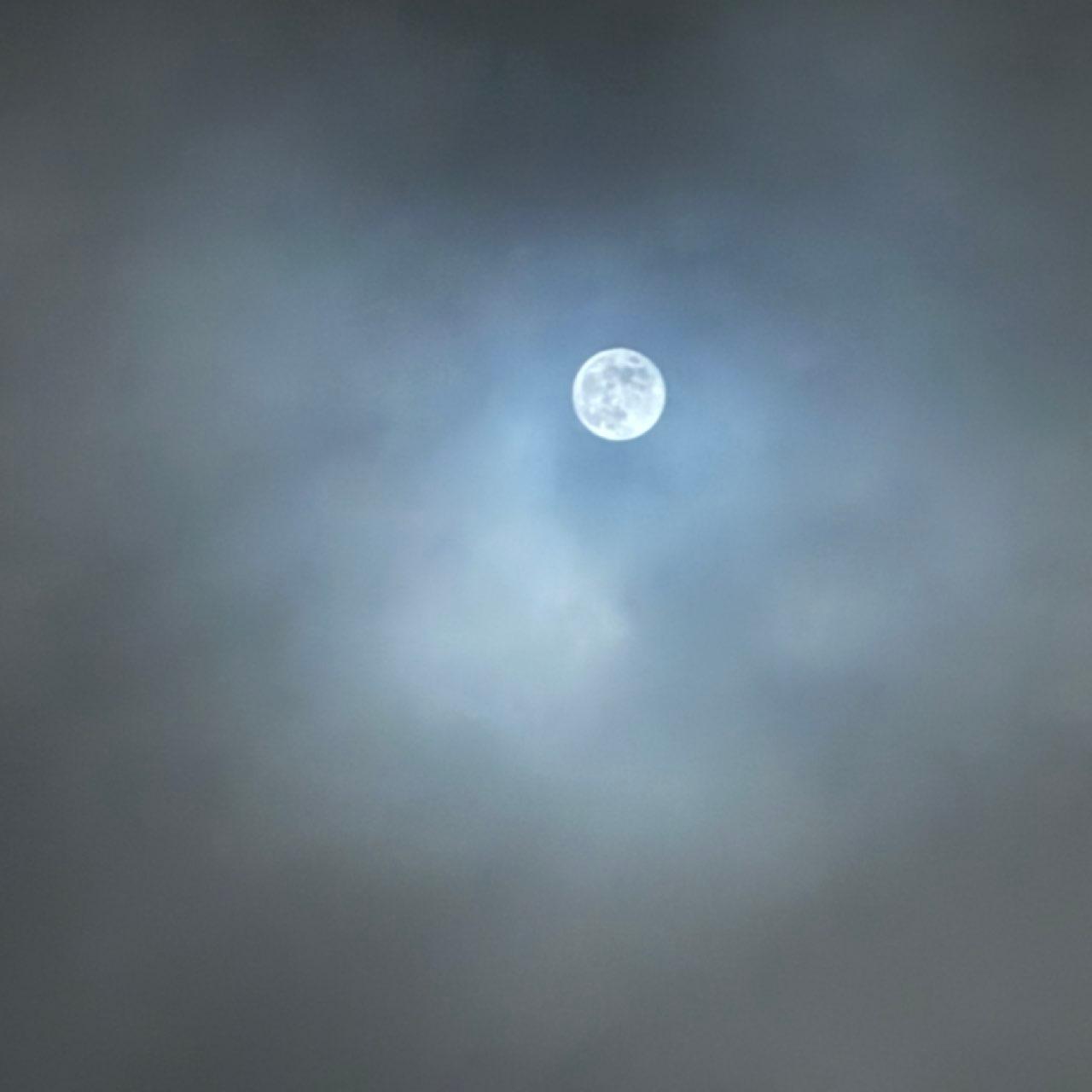The Moon over Manchester, United Kingdom — full moon, Lunar Day 15
