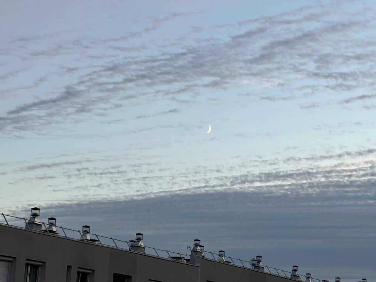 The Moon over Suresnes, France — waxing crescent, Lunar Day 5