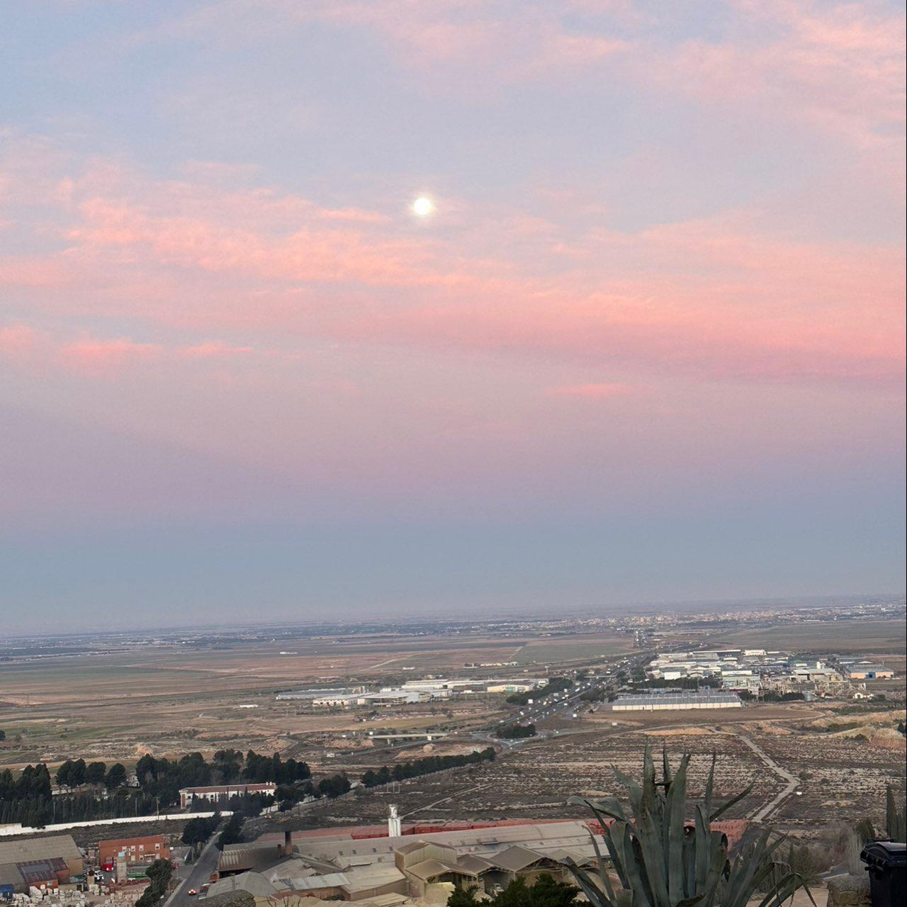 The Moon over Albacete, España — full moon, Lunar Day 16