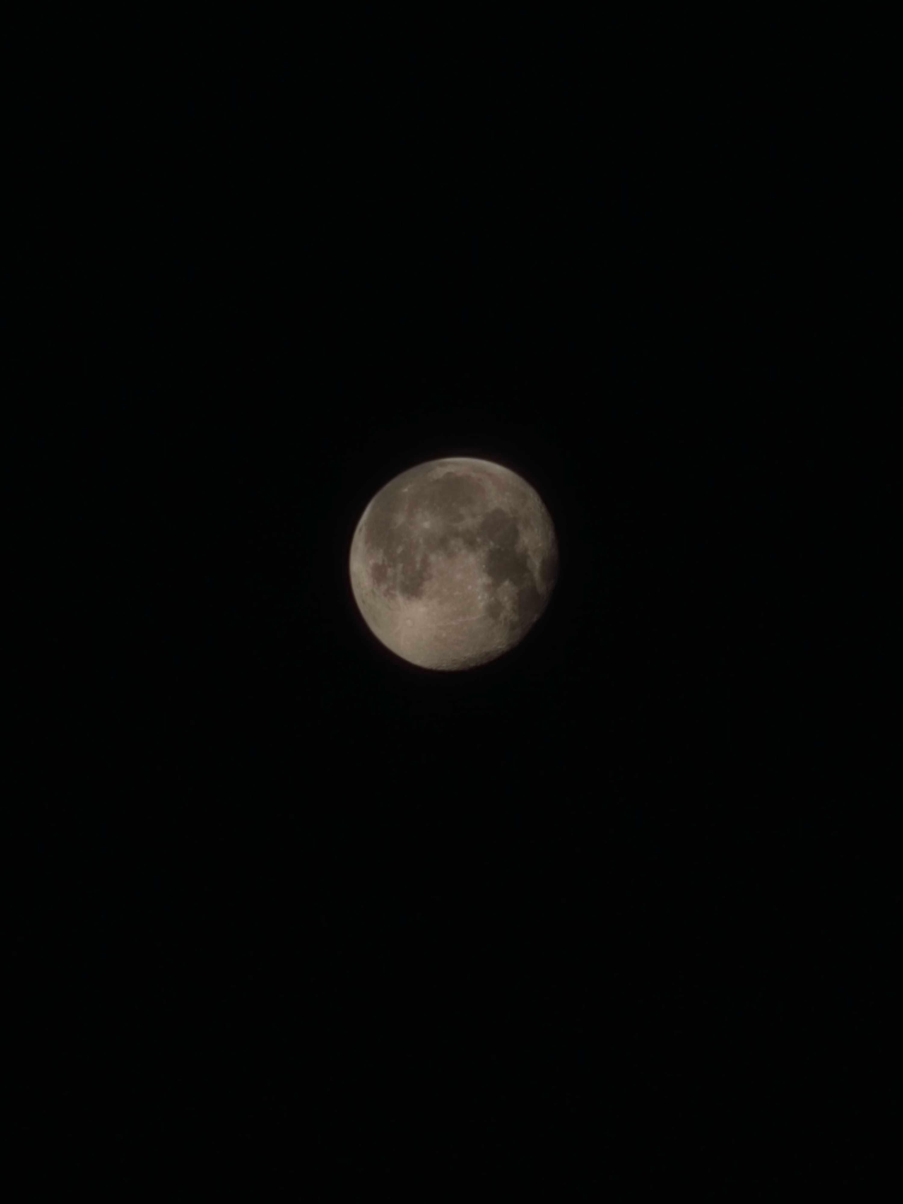 The Moon over Fowlmere, United Kingdom — waning gibbous, Lunar Day 18
