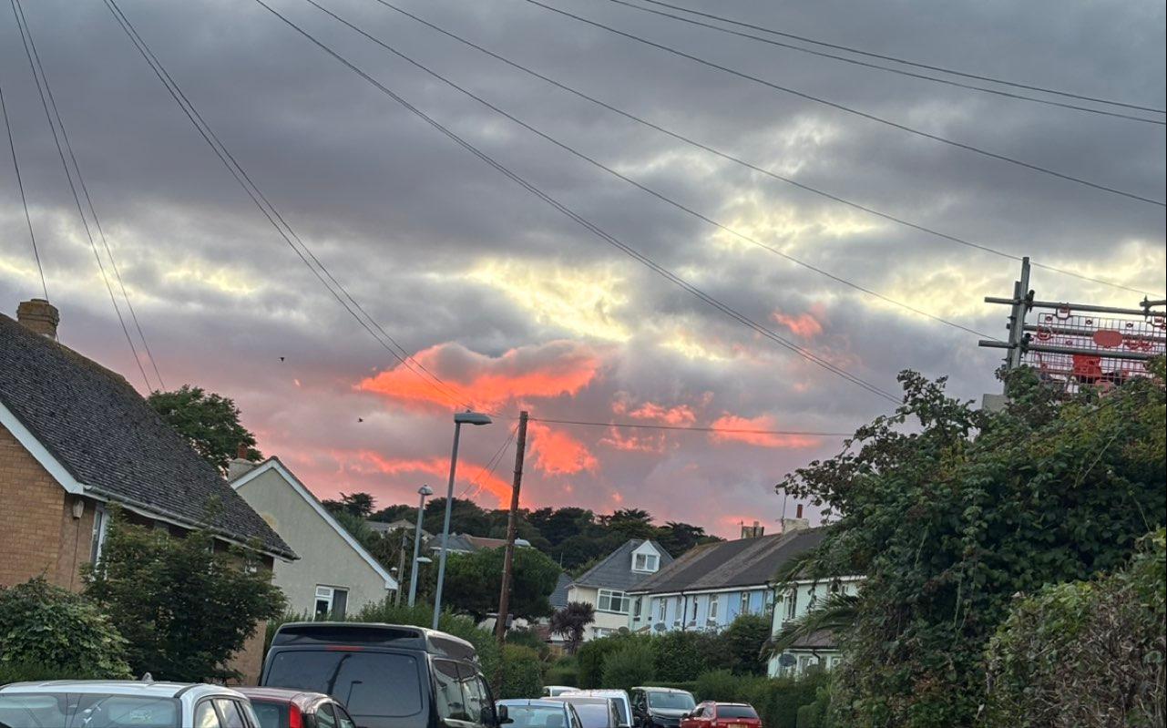 The Moon over Weymouth, United Kingdom — waxing crescent, Lunar Day 6