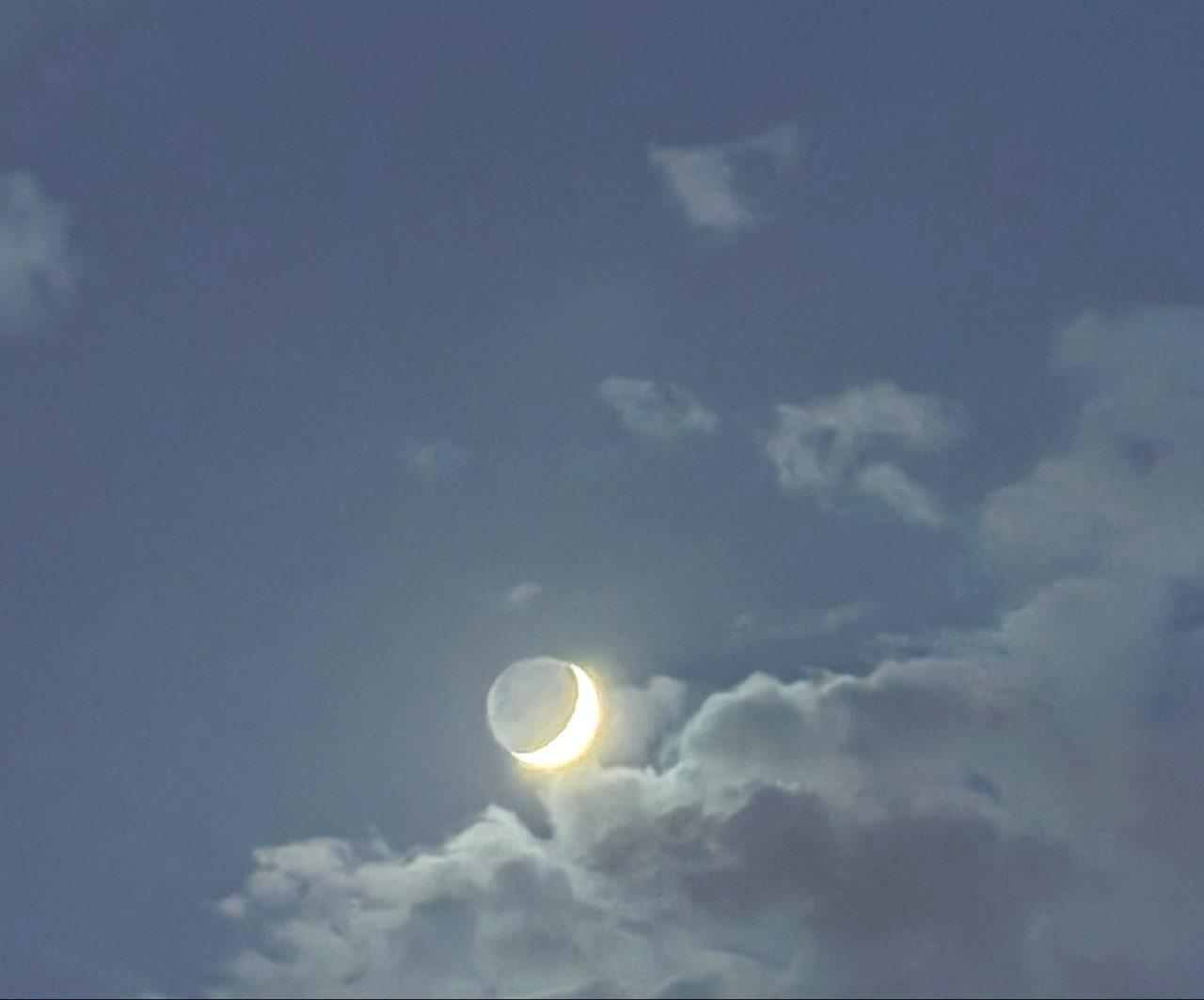 The Moon over Murcia, España — waxing crescent, Lunar Day 5