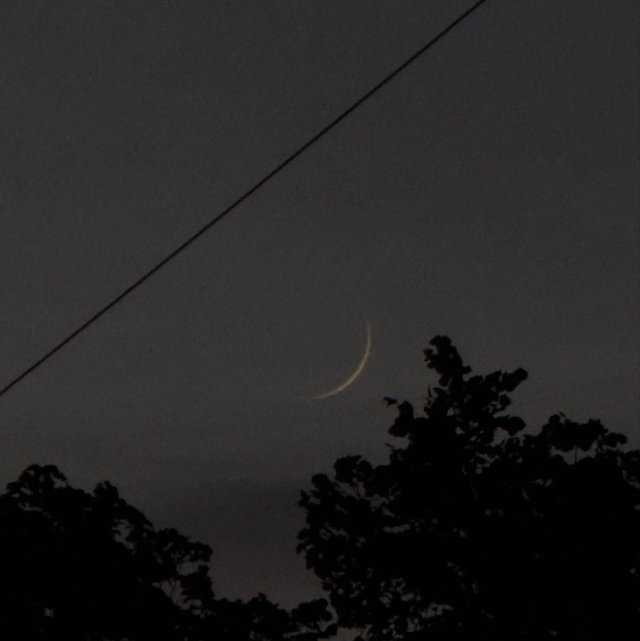 The Moon over Warszawa, Polska — waxing crescent, Lunar Day 2