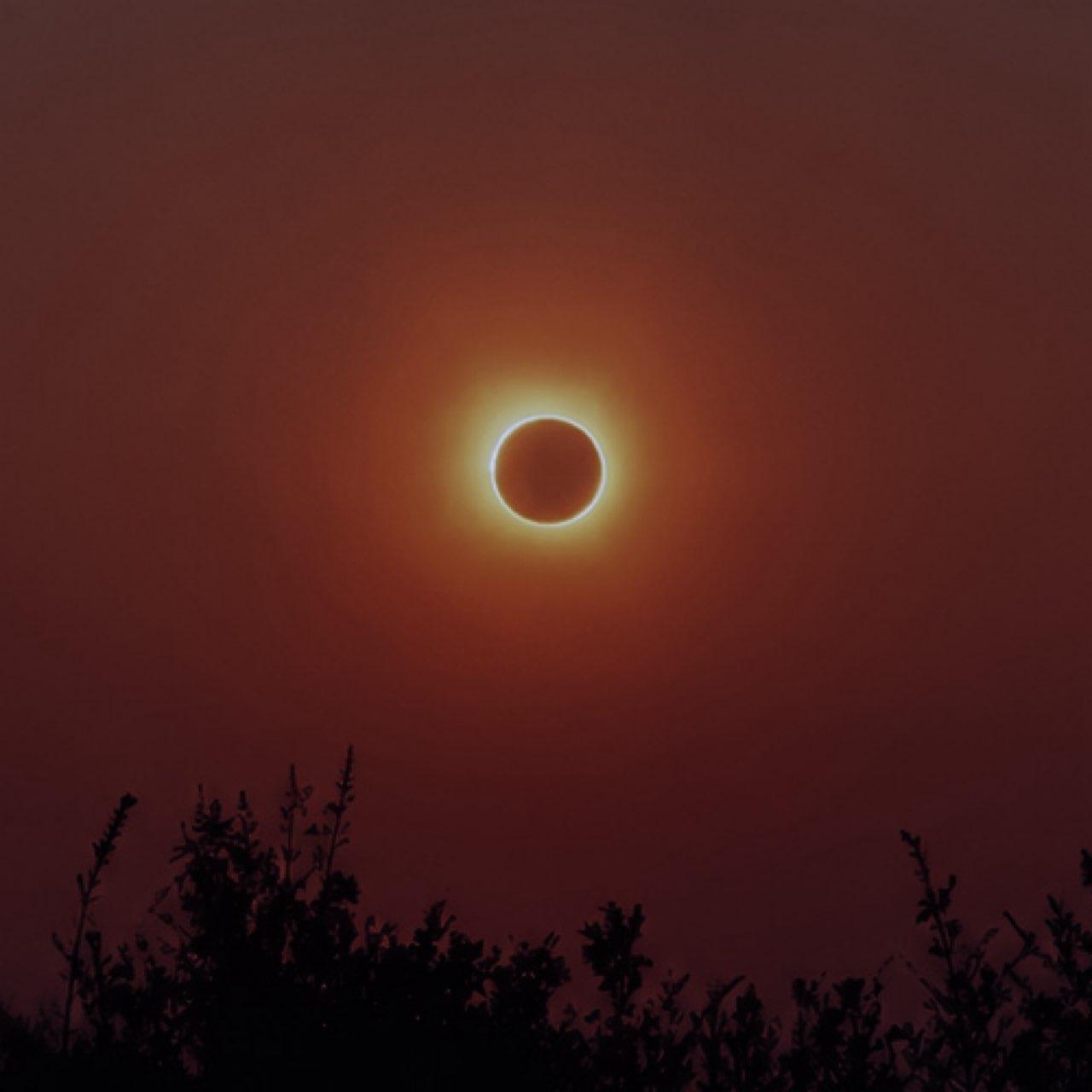 The Moon over Picanya, España — new moon, Lunar Day 2