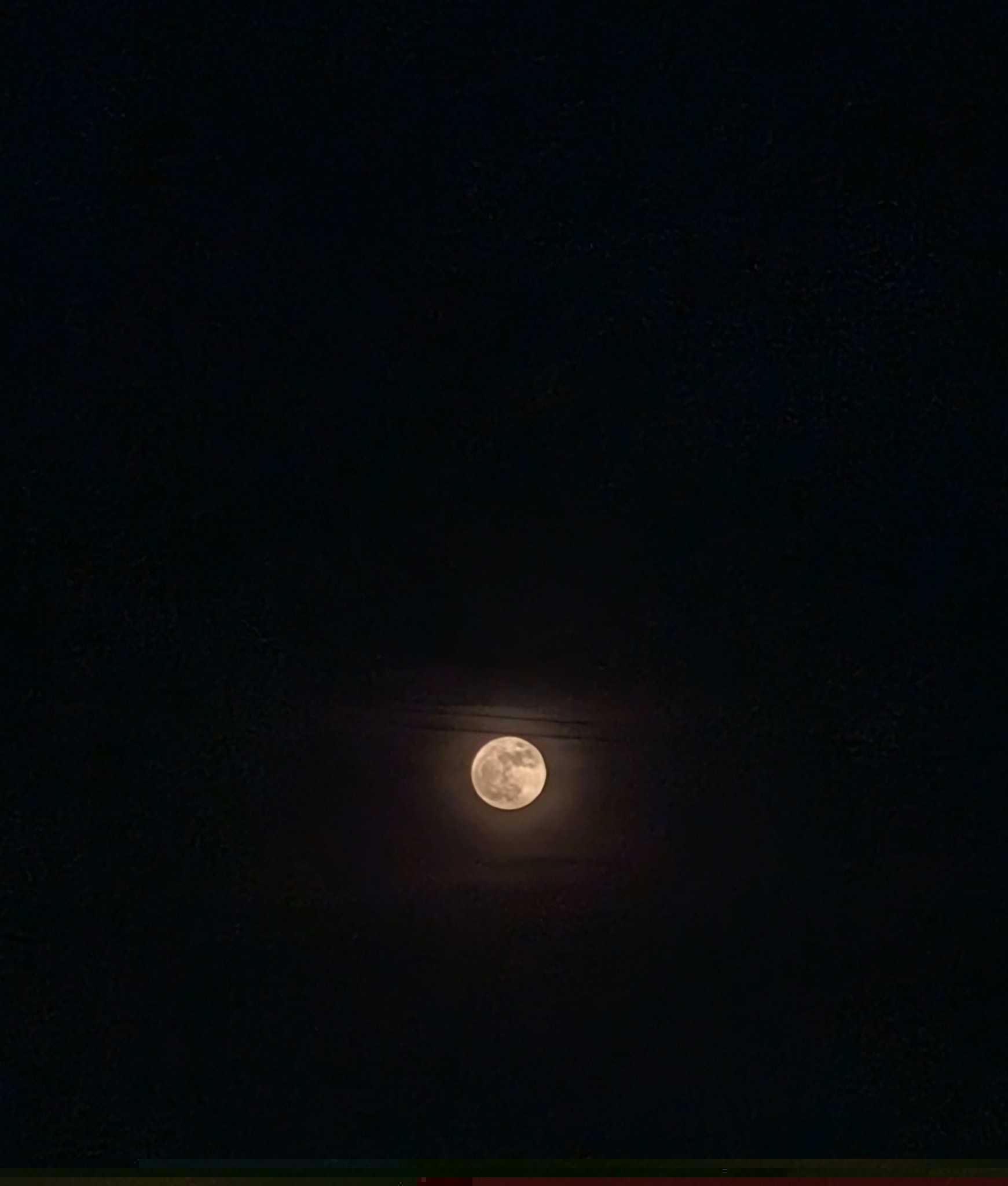 The Moon over Englewood, アメリカ合衆国 — full moon, Lunar Day 15