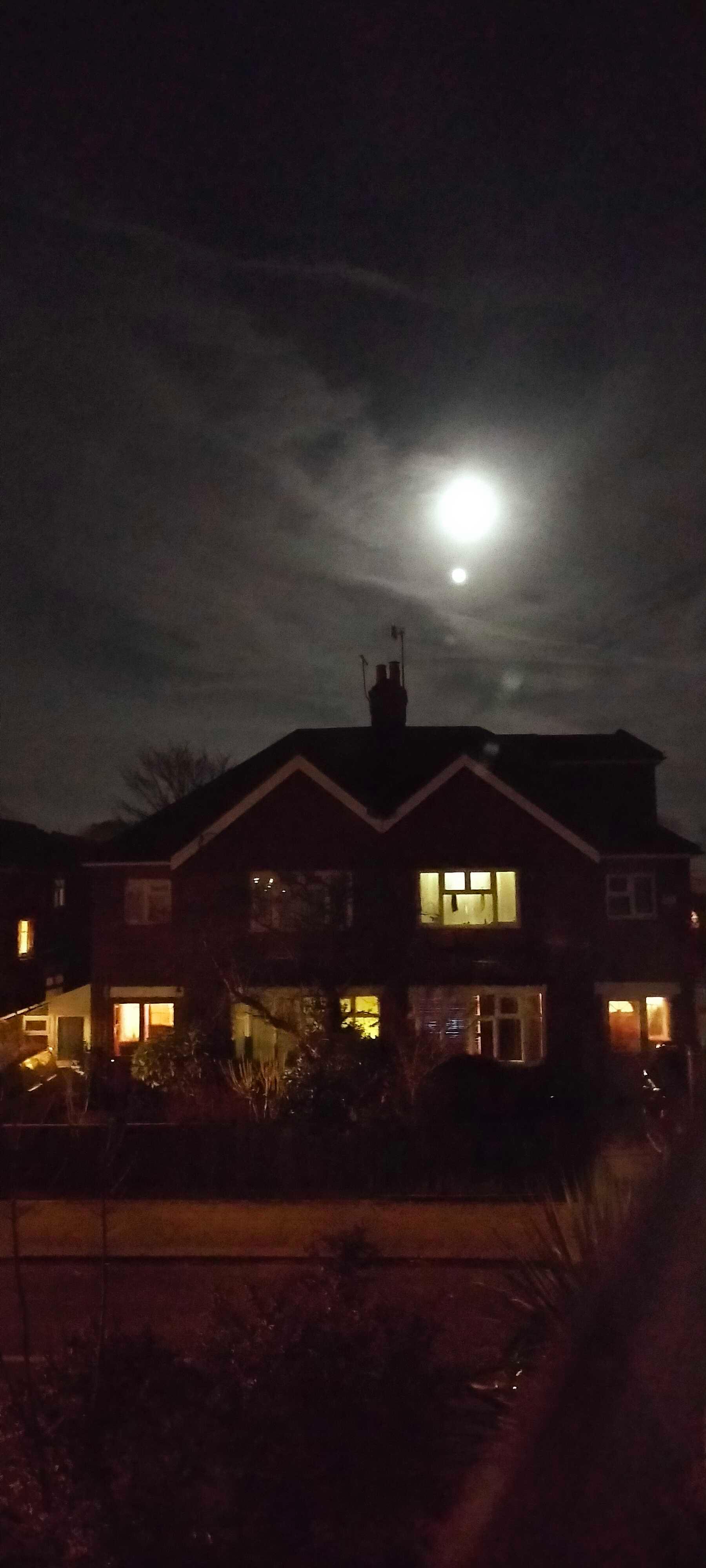 The Moon over United Kingdom — full moon, Lunar Day 16
