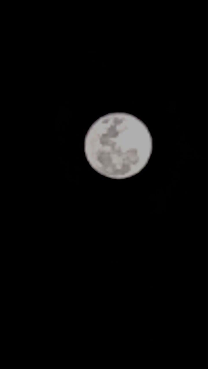 The Moon over Pearsall, Australia — full moon, Lunar Day 16