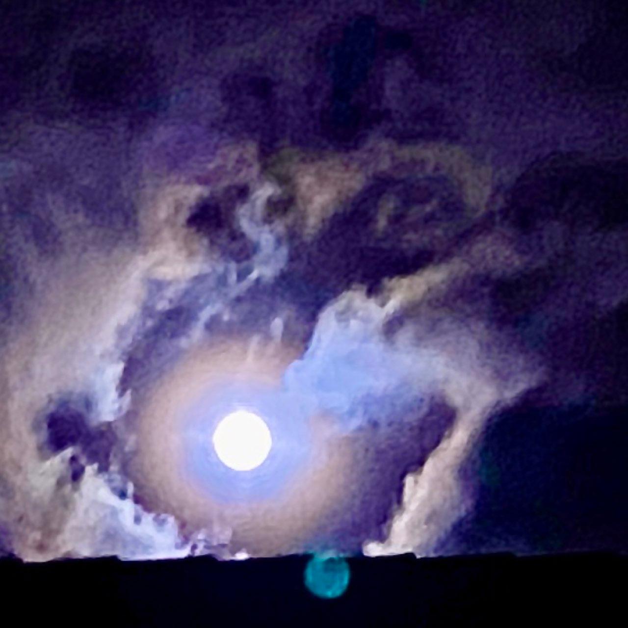 The Moon over Berlin, Deutschland — full moon, Lunar Day 15
