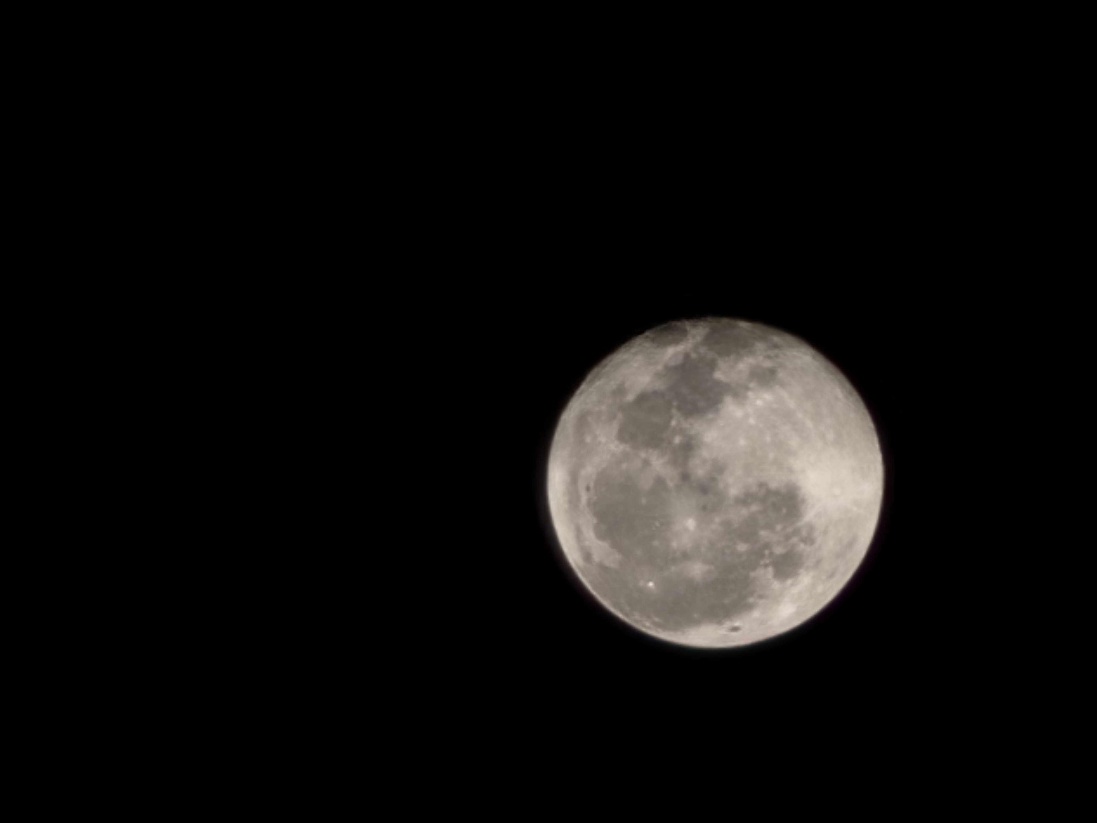 The Moon over Mainz, Germany — full moon, Lunar Day 17