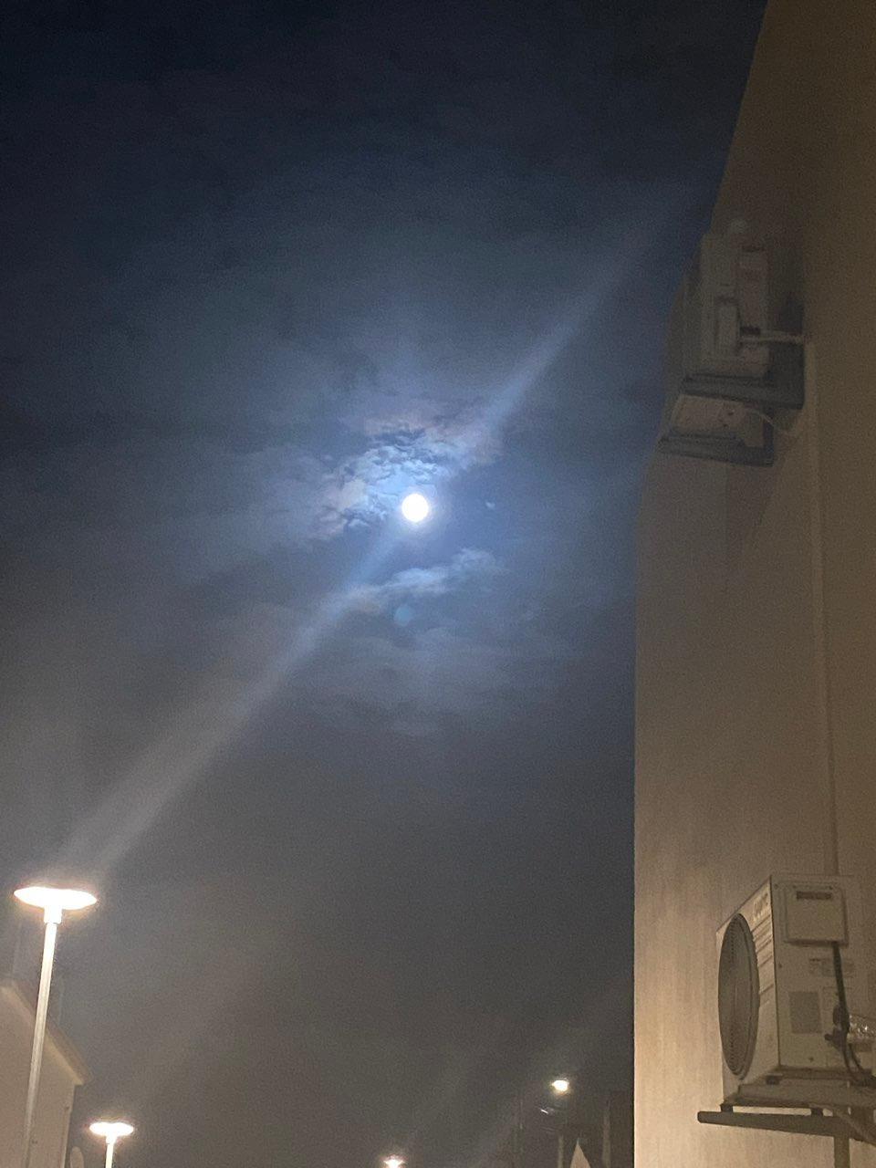 The Moon over Bencatel, Portugal — waning gibbous, Lunar Day 18