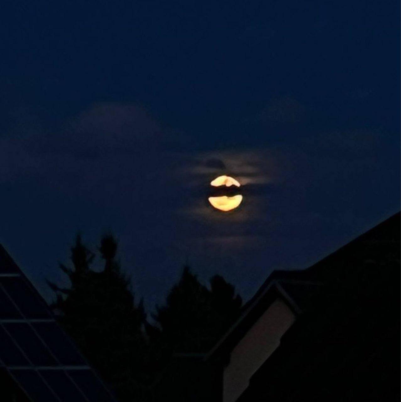 The Moon over Limbach-Oberfrohna, Deutschland — full moon, Lunar Day 15