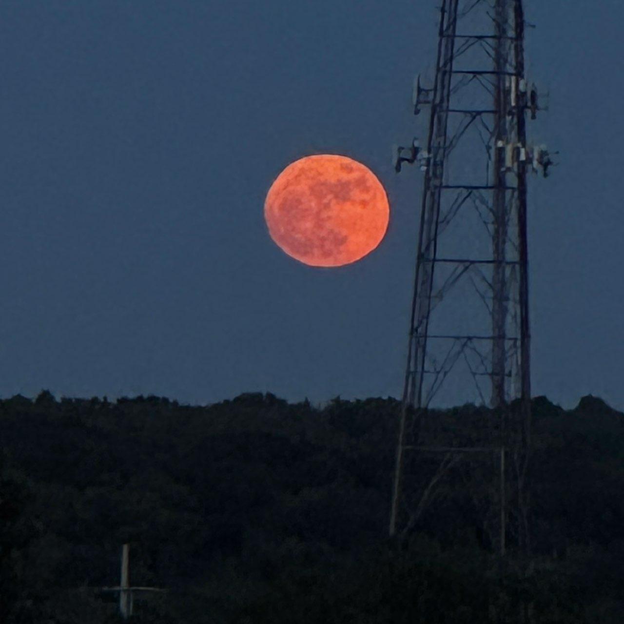 The Moon over Highland Hills, United States — full moon, Lunar Day 15
