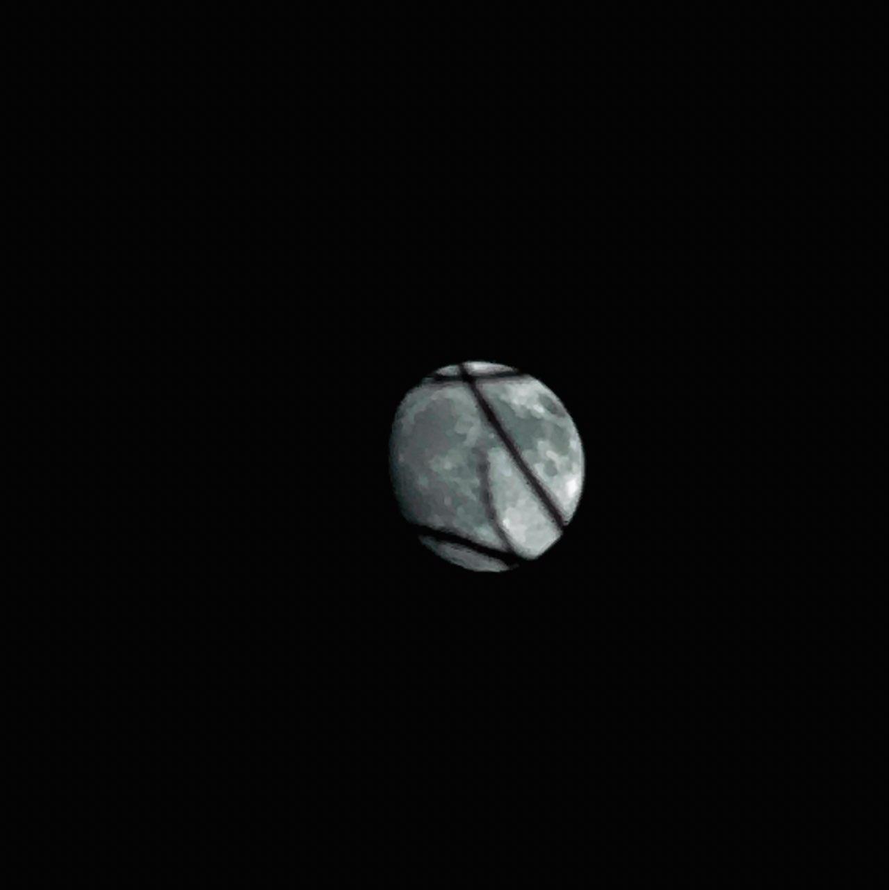 The Moon over Beniarrés, España — waxing gibbous, Lunar Day 14
