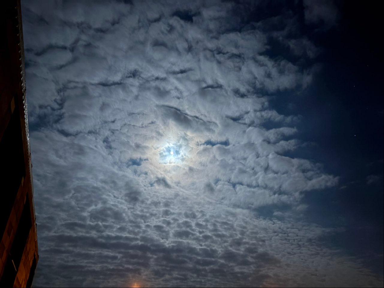 The Moon over Lobbes, Belgique — full moon, Lunar Day 16