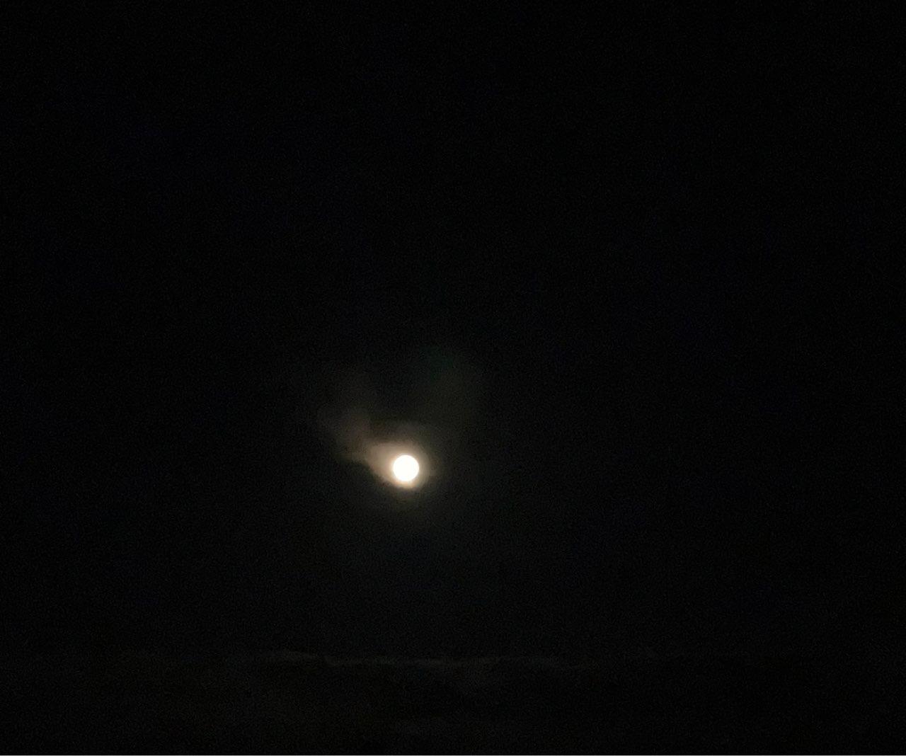 The Moon over Mühlhausen/Thüringen, Deutschland — full moon, Lunar Day 17
